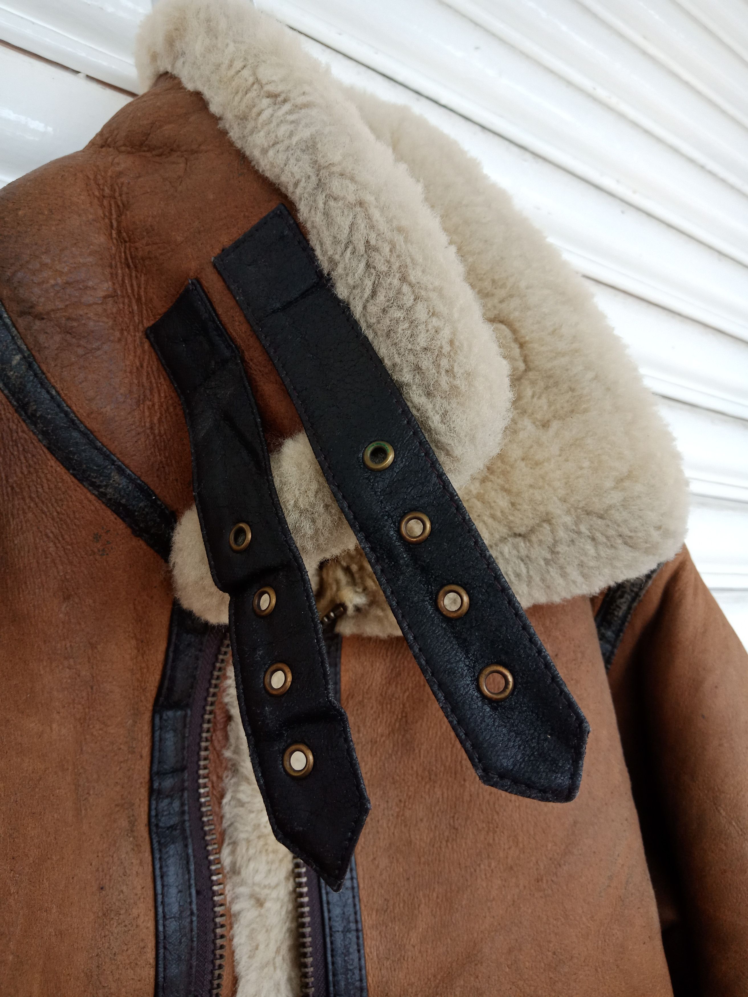 Leather B 3 American Military Wear Sheepskin Flight Size US L / EU 52-54 / 3 - 11 Thumbnail