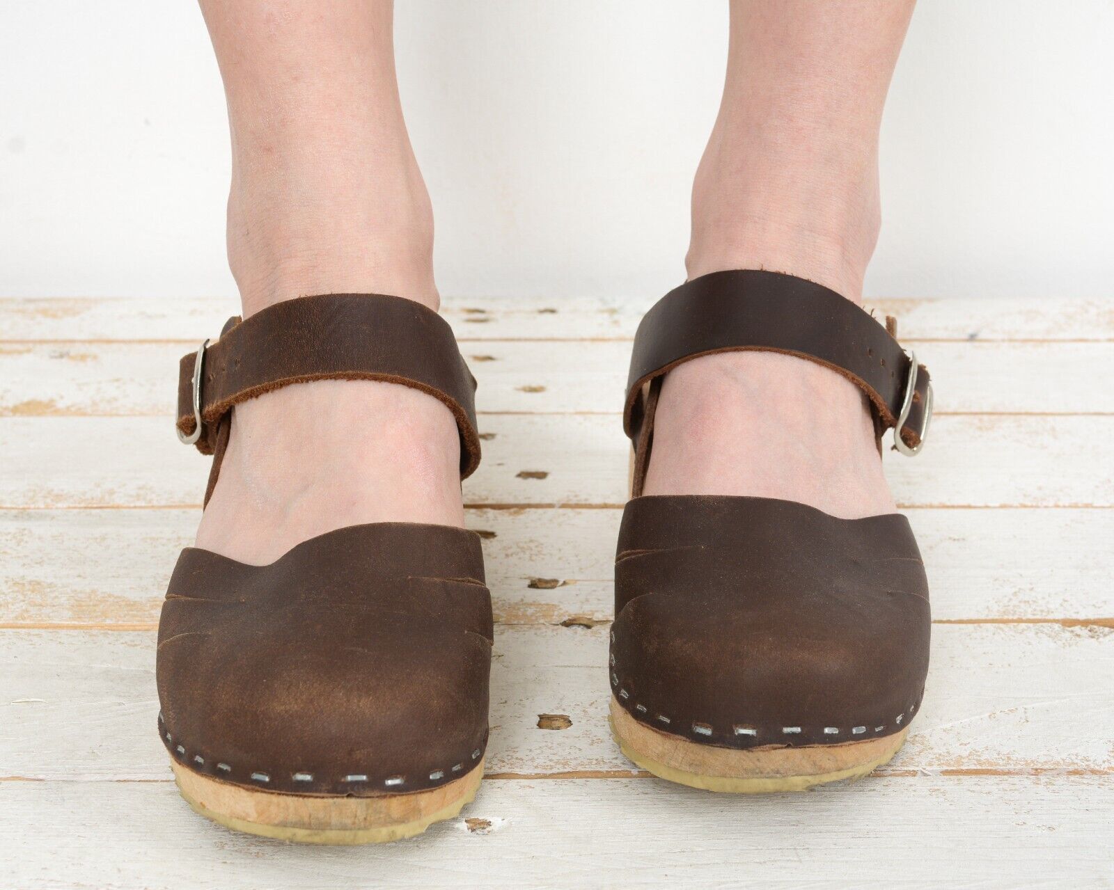 Other × Vintage LOLA Leather Heels Swedish Ankle Strap Closed Clogs EUR37 Size US 6.5 / IT 36.5 - 2 Thumbnail