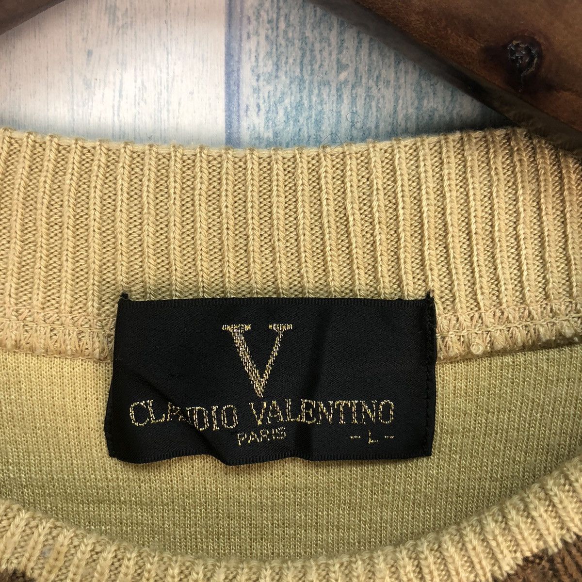 Valentino × Vintage Vintage Claudio Valentino Big Logo Sweatshirt Crewneck Size US L / EU 52-54 / 3 - 7 Thumbnail