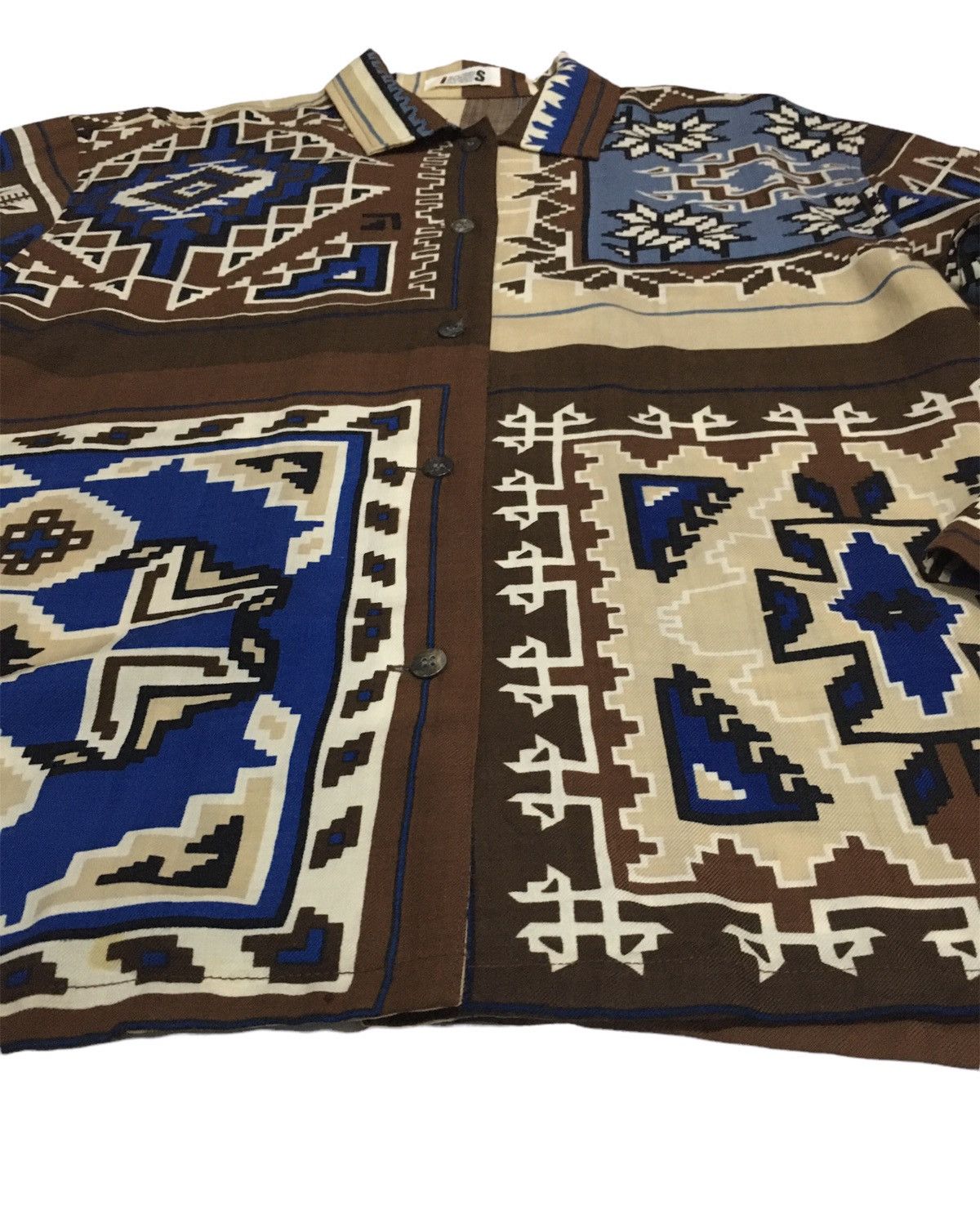 🔥STEALS🔥IS Aztec Design Long Sleeve Shirt
