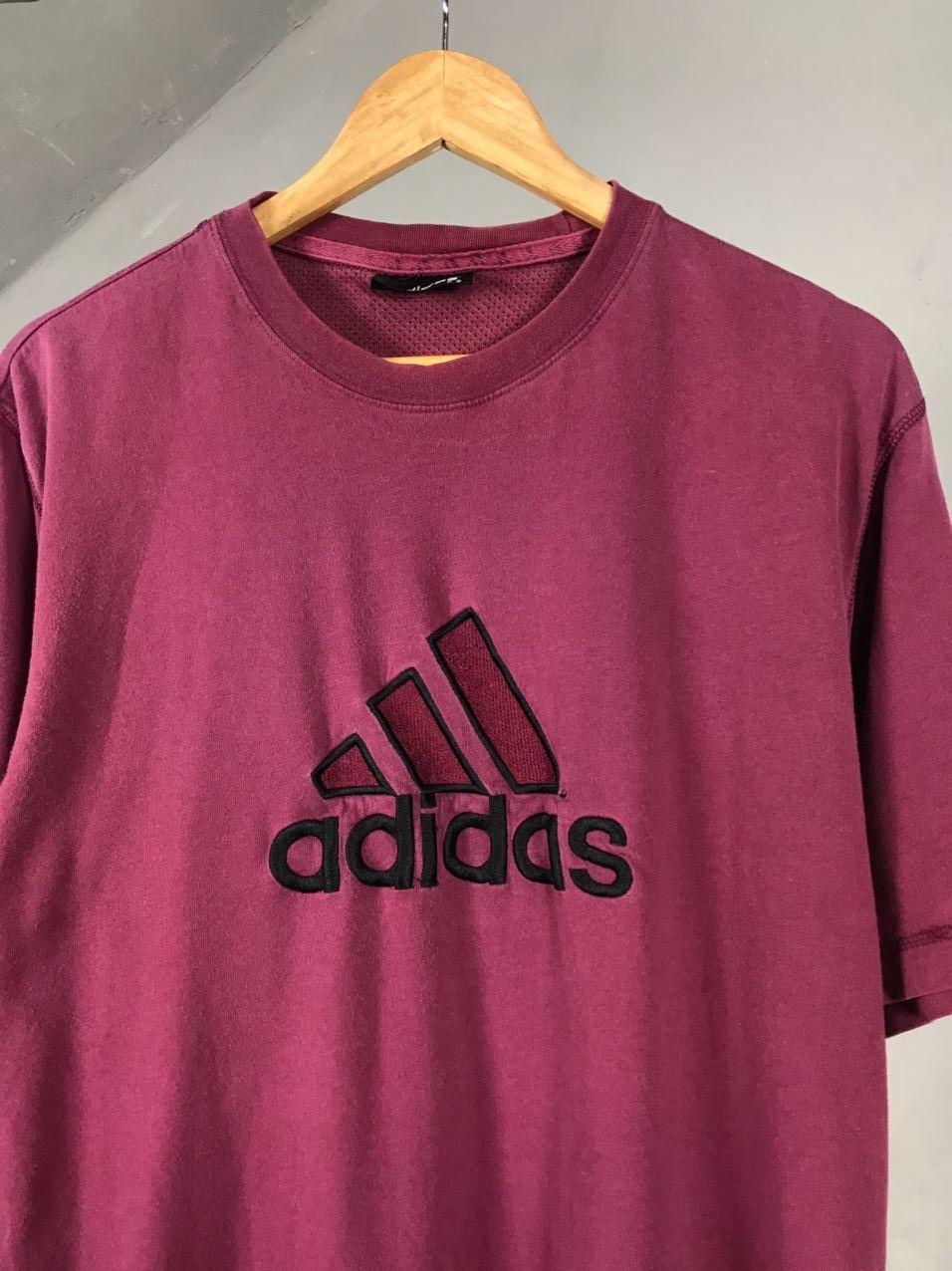 Adidas Adidas big logo streetwear sportwear tee Size US L / EU 52-54 / 3 - 2 Thumbnail