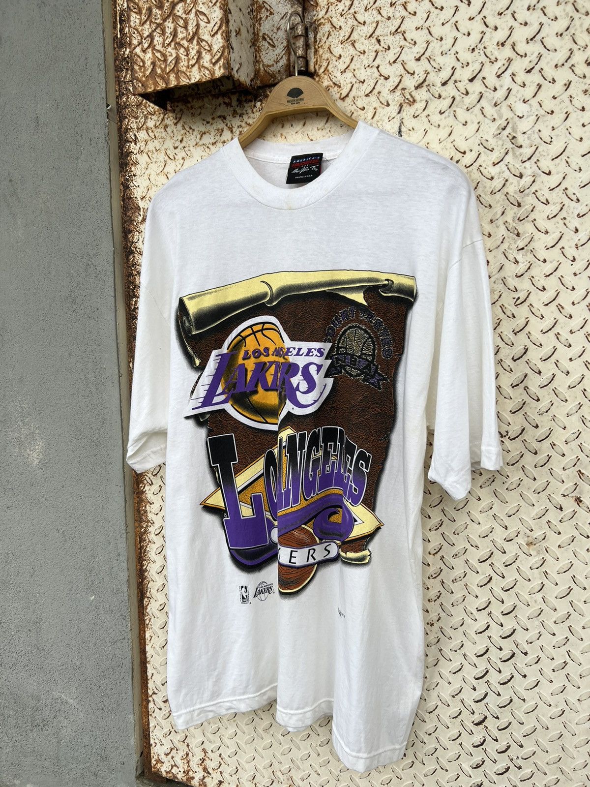 NBA LOS ANGELES LAKER BY MAGIC JOHSON T’S TEE Size US XL / EU 56 / 4 - 2 Thumbnail
