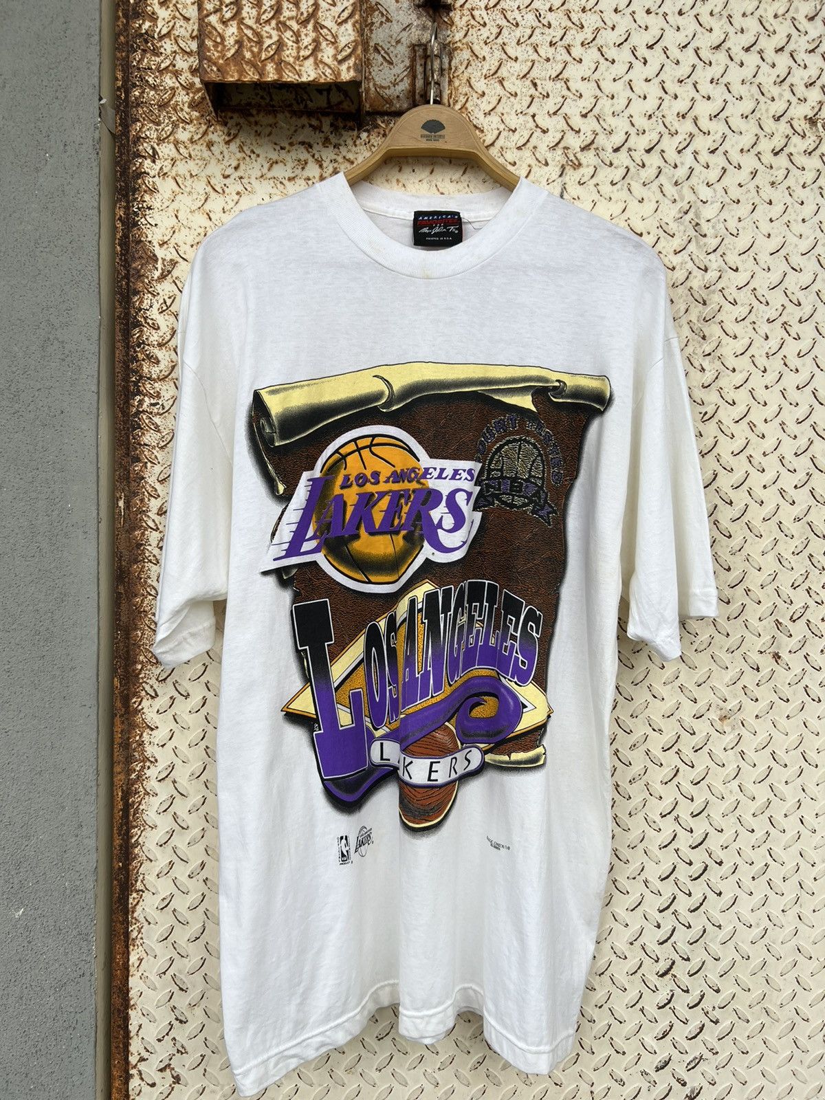 NBA LOS ANGELES LAKER BY MAGIC JOHSON T’S TEE Size US XL / EU 56 / 4 - 1 Thumbnail