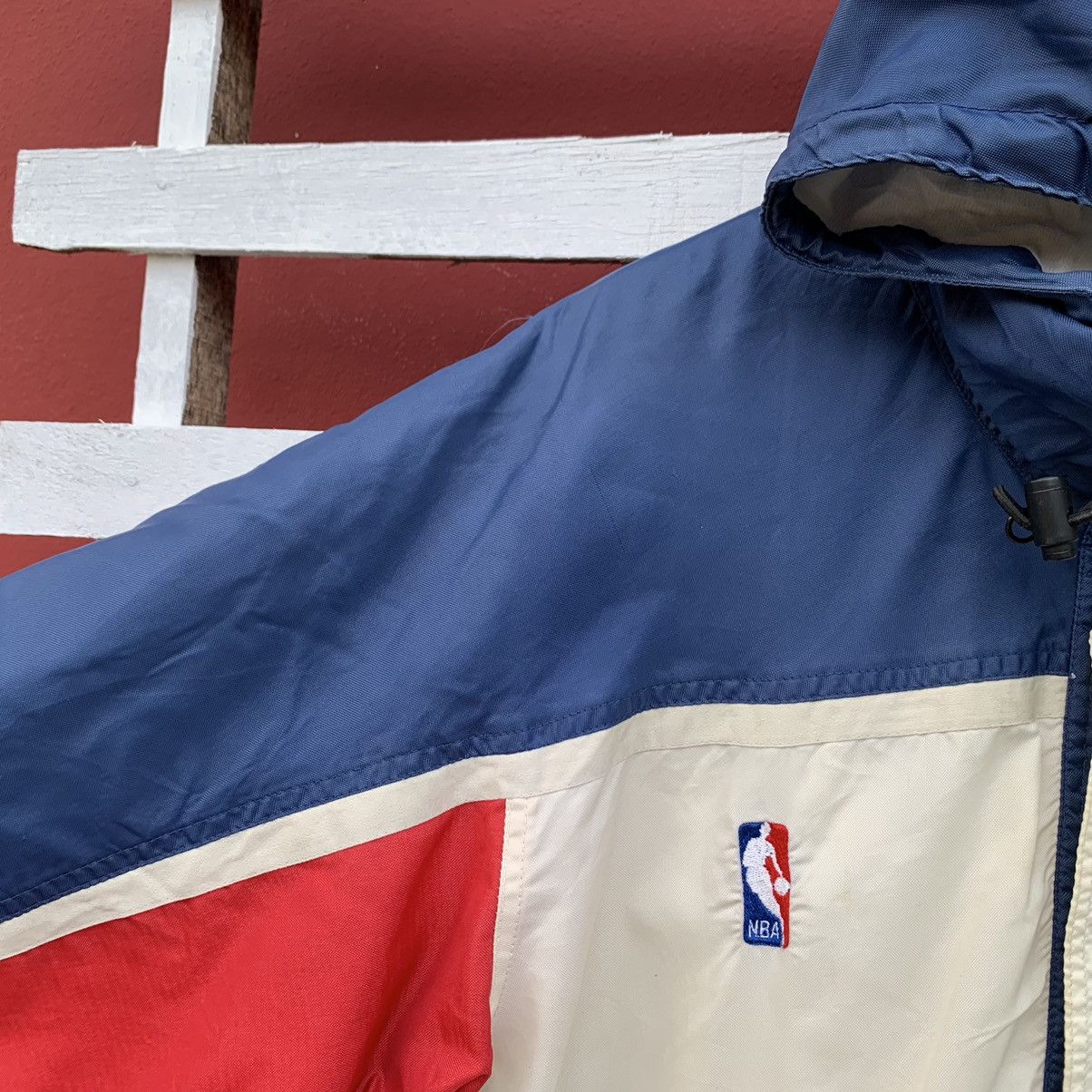 NBA Vintage Basketball Nylon Hoodie Jacket Size US L / EU 52-54 / 3 - 6 Thumbnail