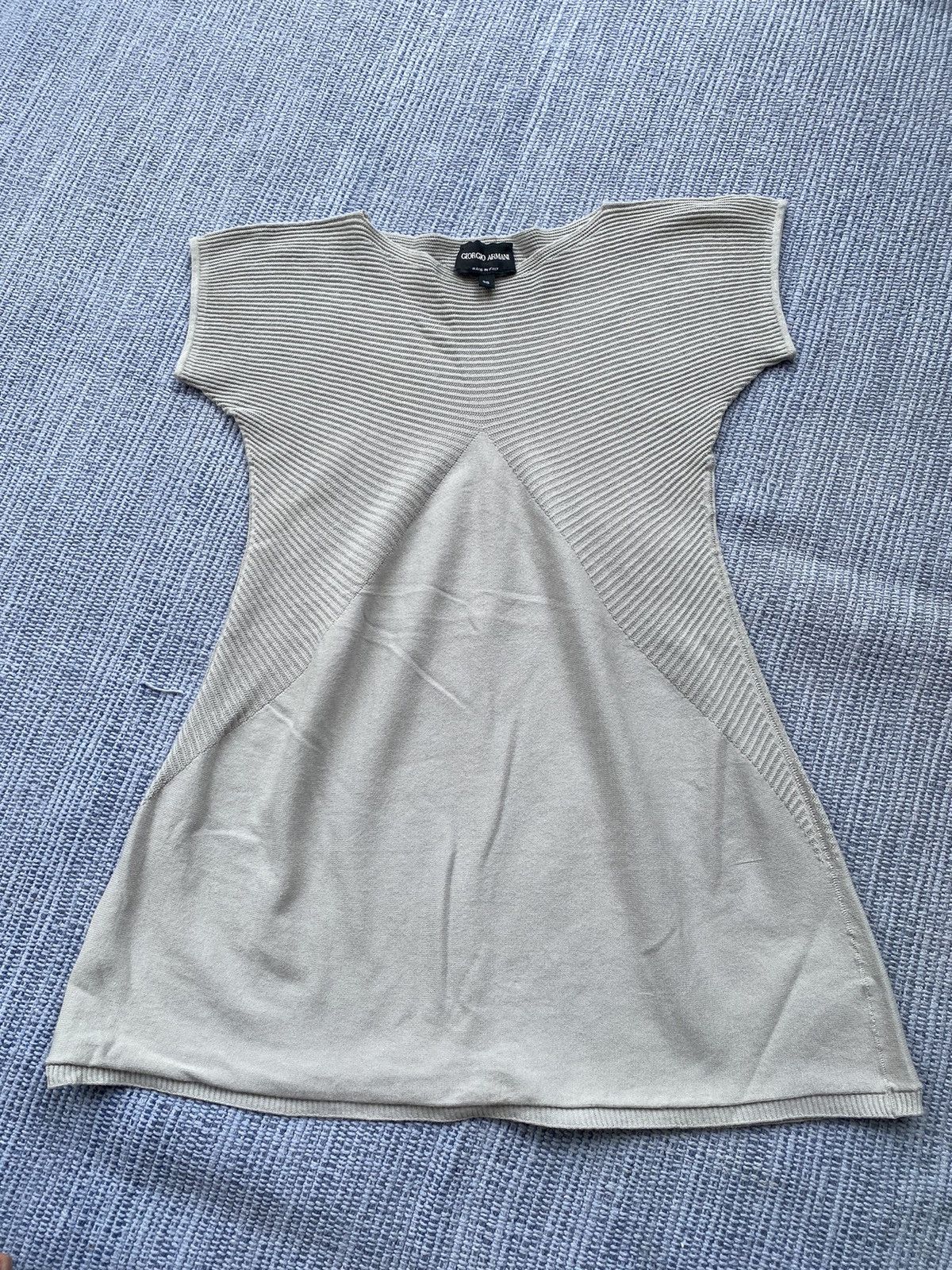 Giorgio Armani giorgio armani body tight top Size XS / US 0-2 / IT 36-38 - 4 Thumbnail