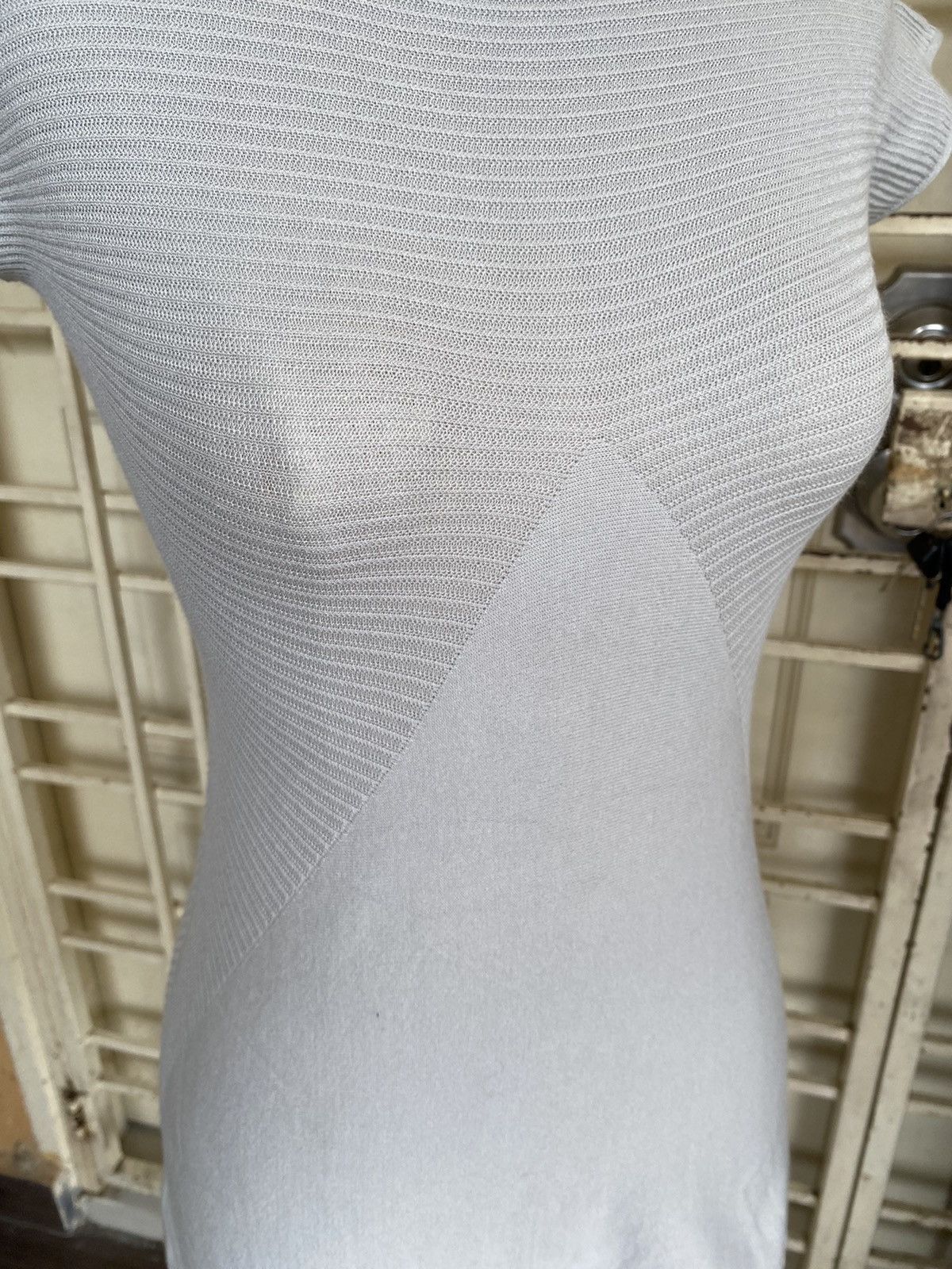 Giorgio Armani giorgio armani body tight top Size XS / US 0-2 / IT 36-38 - 3 Thumbnail