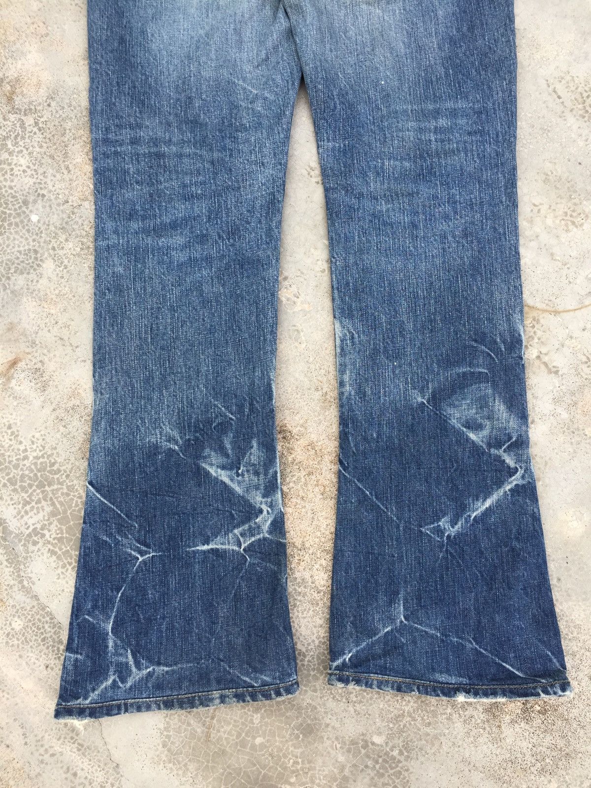 Hysteric Glamour HYSTERIC GLAMOUR FLARED STUDDED STONE WASHED Size US 32 / EU 48 - 16 Thumbnail