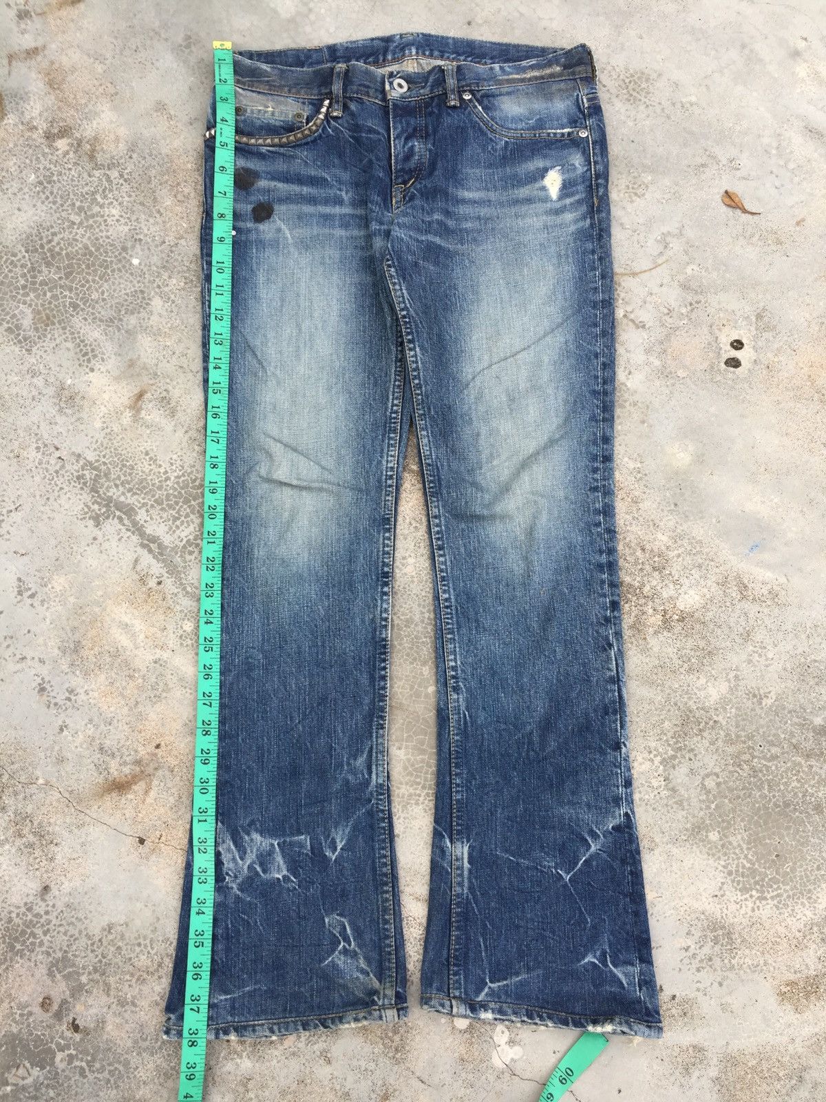 Hysteric Glamour HYSTERIC GLAMOUR FLARED STUDDED STONE WASHED Size US 32 / EU 48 - 13 Thumbnail