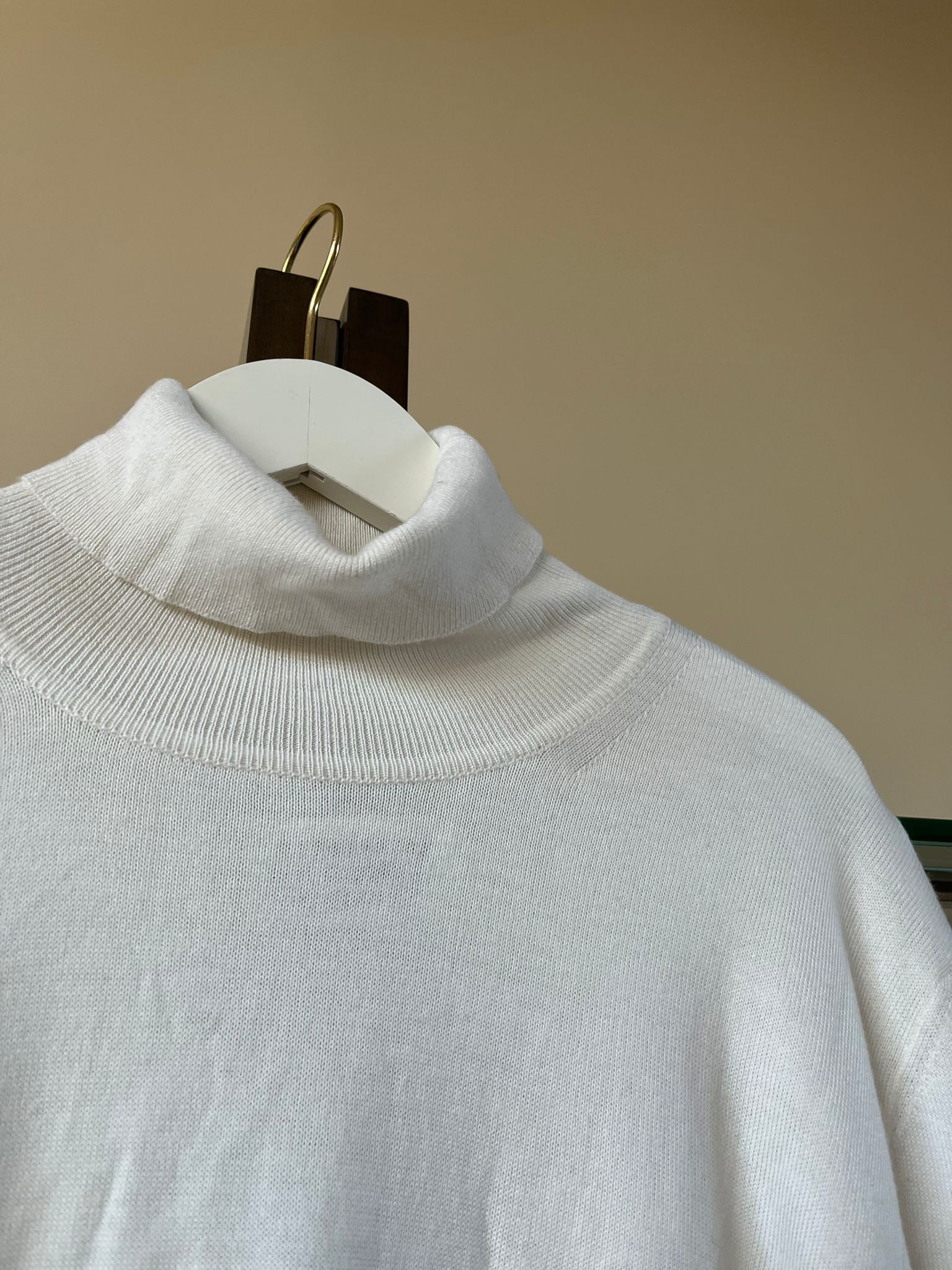 Maison Margiela Wool Elbow Patch Turtleneck in White Size US L / EU 52-54 / 3 - 7 Thumbnail