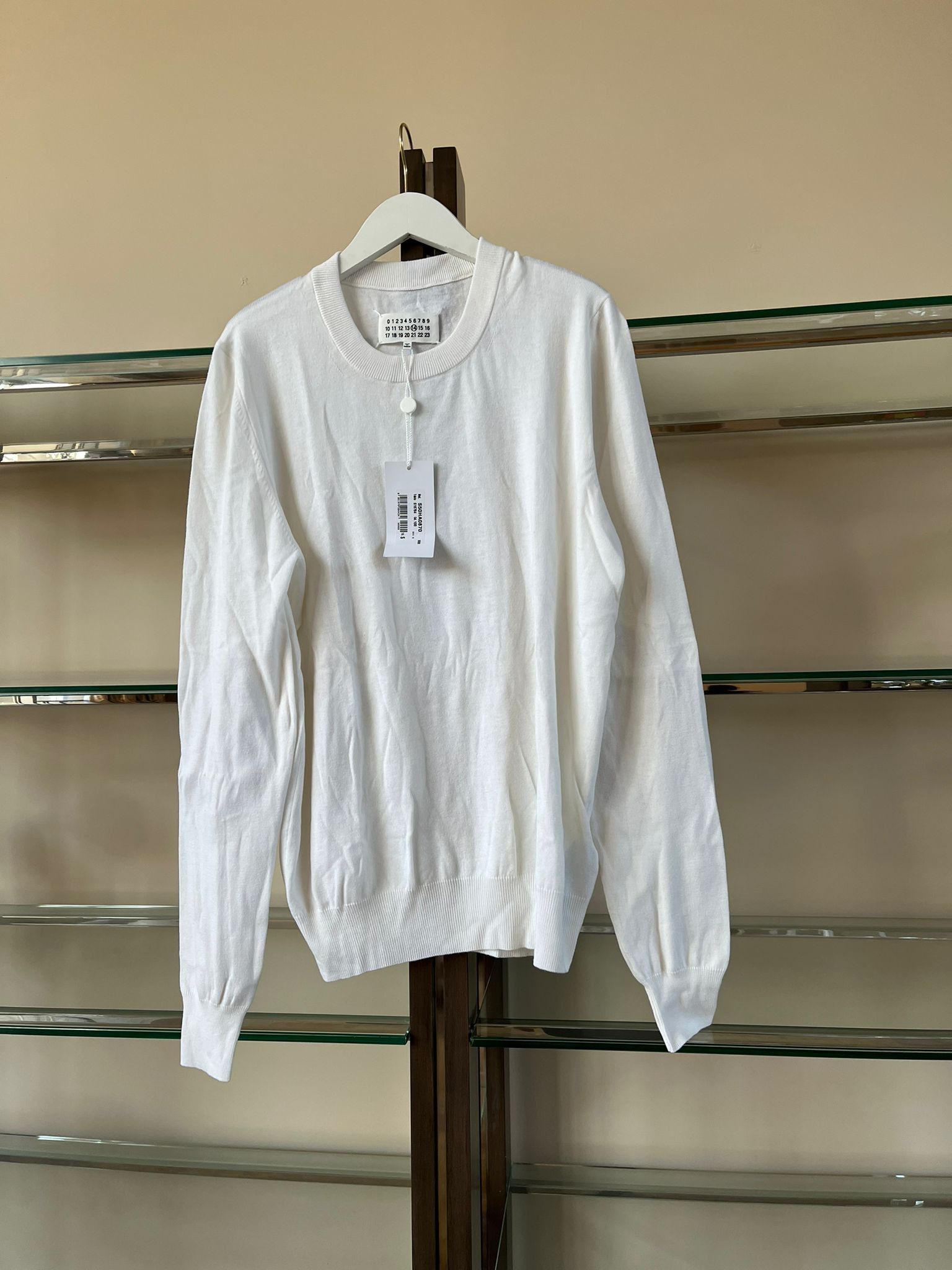 Maison Margiela Wool Elbow Patch Crewneck Sweater in White Size US S / EU 44-46 / 1 - 6 Thumbnail