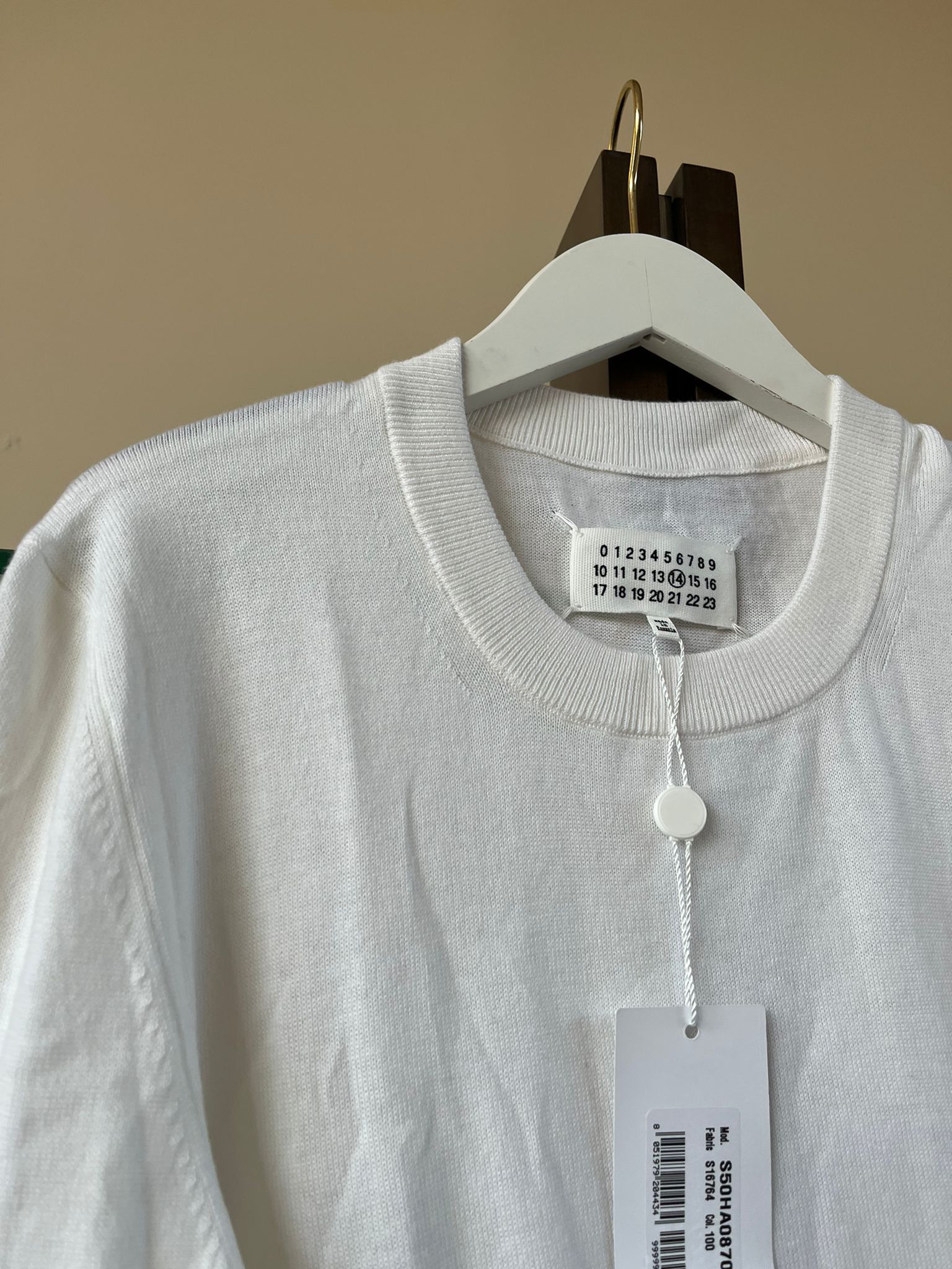 Maison Margiela Wool Elbow Patch Crewneck Sweater in White Size US S / EU 44-46 / 1 - 5 Thumbnail