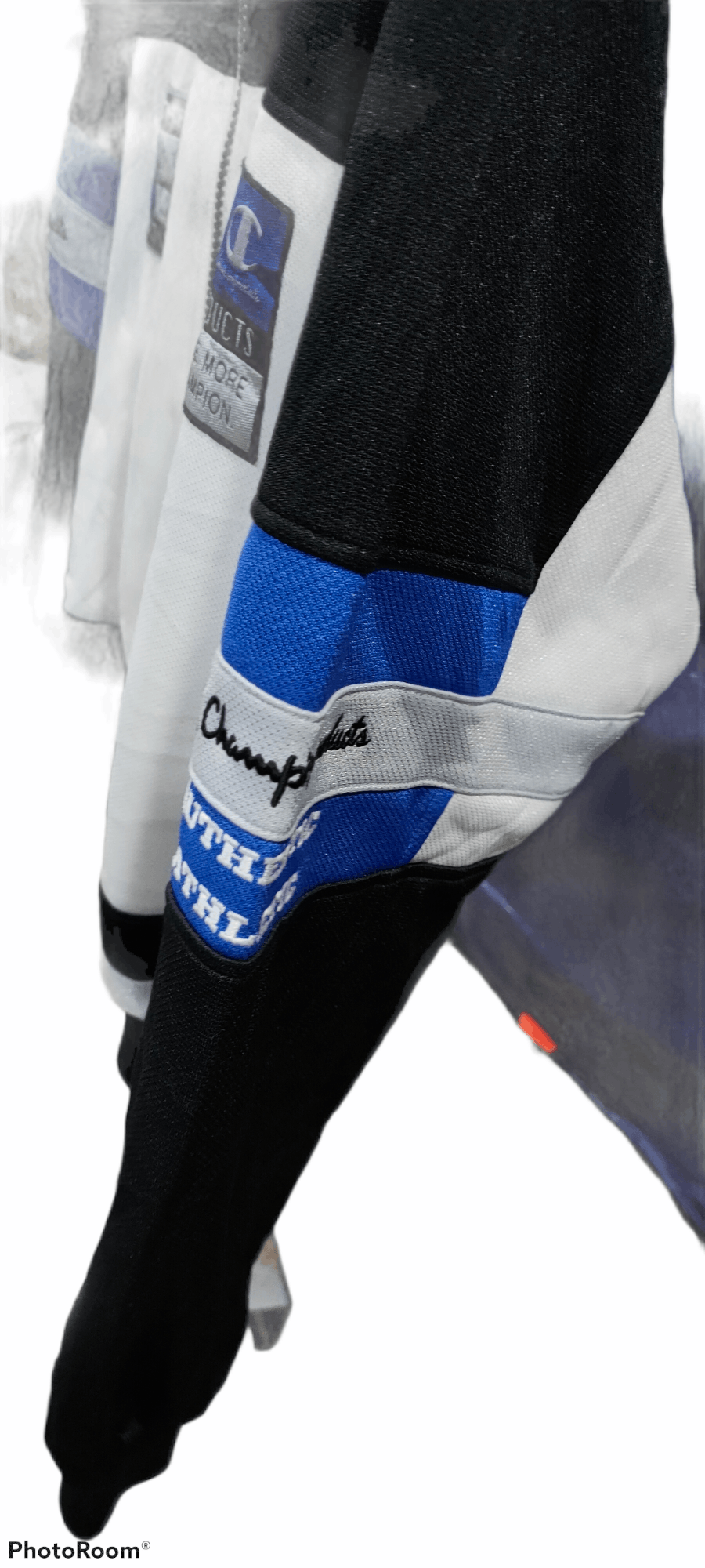 Champion Champion sweater x sportswear x vintage x 90's Size US L / EU 52-54 / 3 - 3 Thumbnail