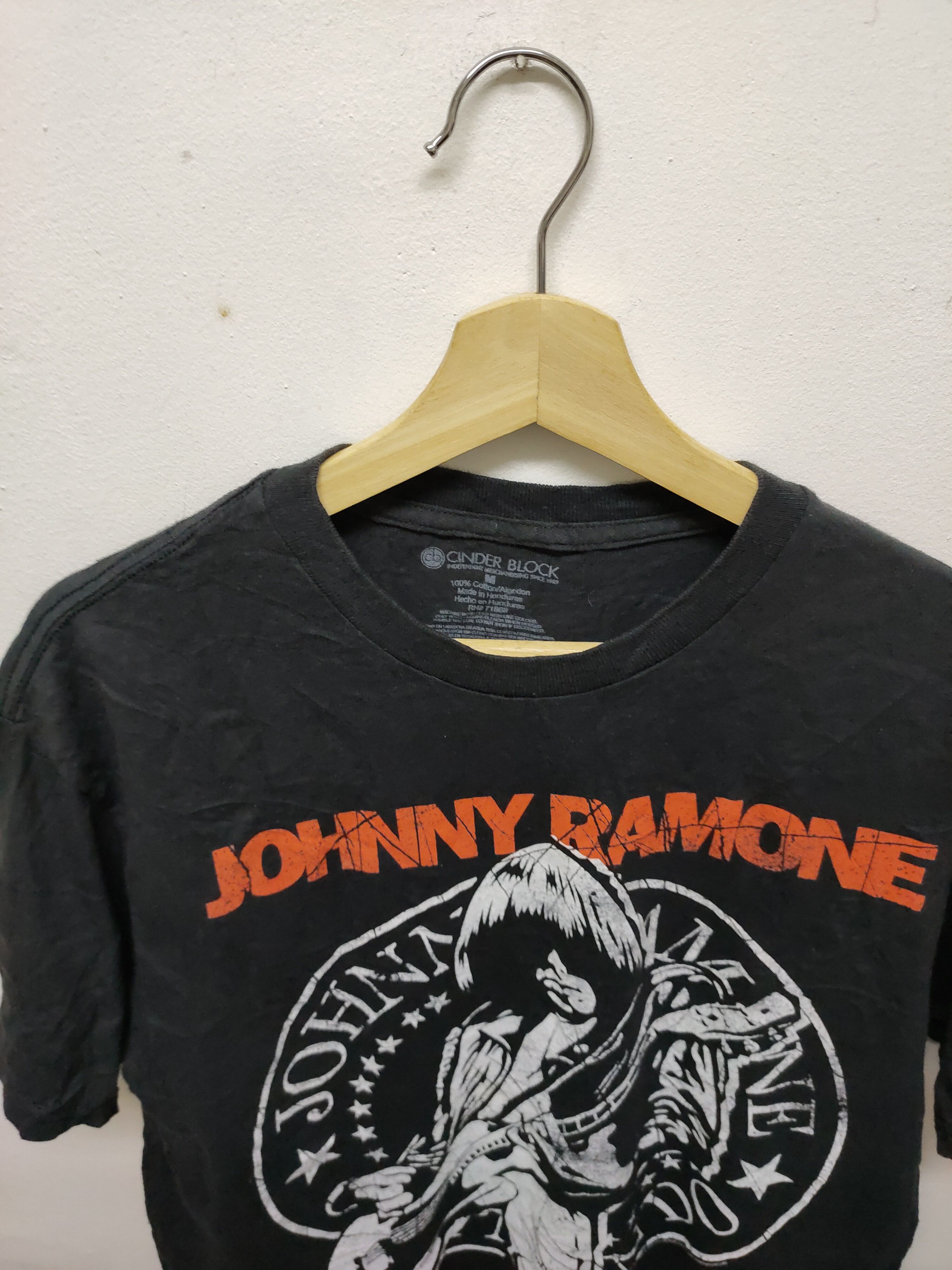 Band Tees × Other Band Tee shirt Johnny Ramone full print Size US M / EU 48-50 / 2 - 7 Thumbnail