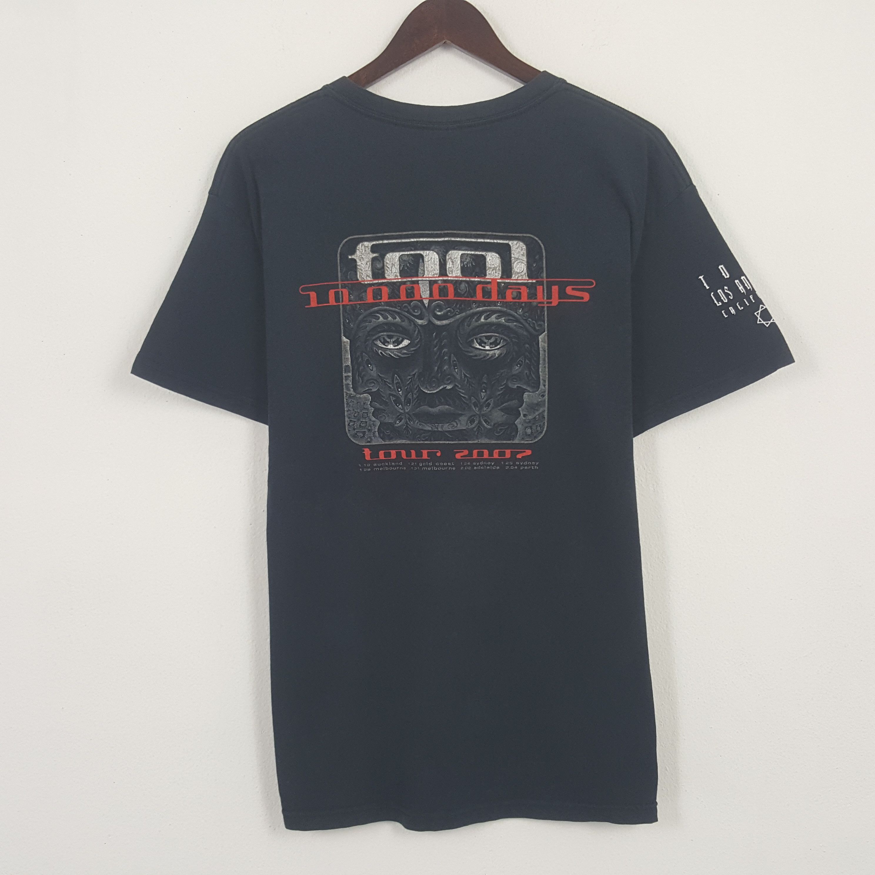 Vintage Tool Los Angeles California Band Tshirt