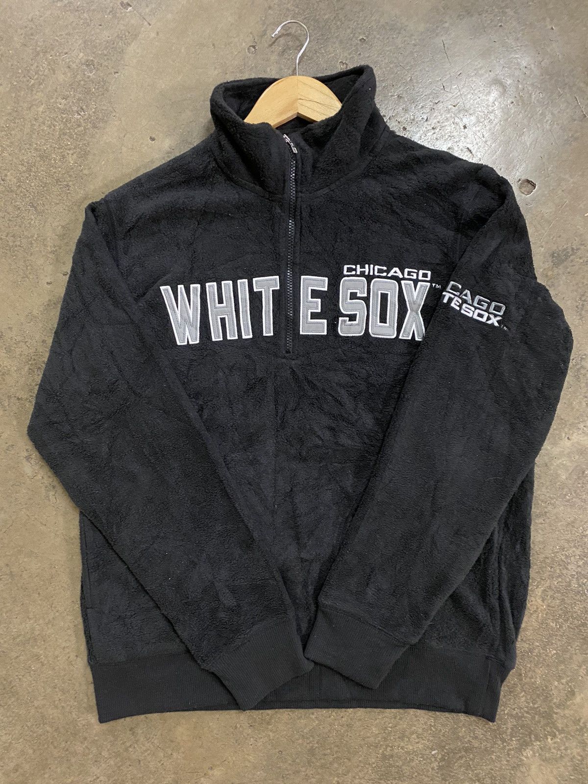 Uniqlo Uniqlo X Chicago White Sox MLB Fleece Sweatshirt Size US XL / EU 56 / 4 - 1 Thumbnail
