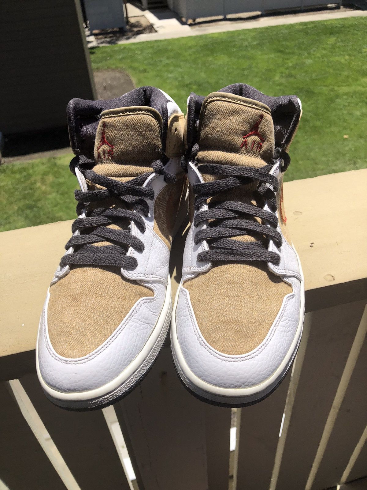 Jordan Brand × Nike Air Jordan 1 MIDs “Fathers Day” *SAMPLE* Size 9 Size US 9 / EU 42 - 3 Thumbnail