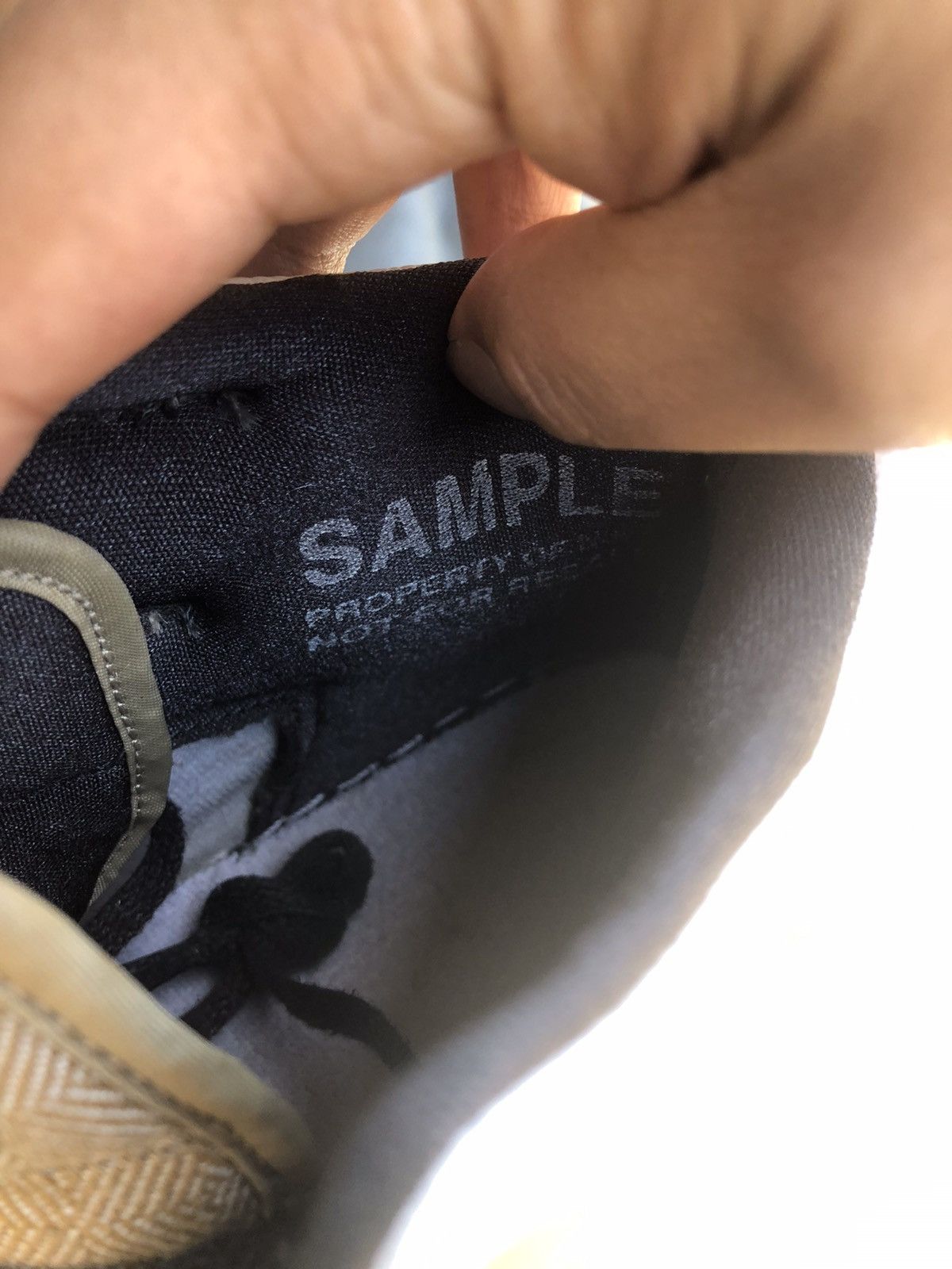 Jordan Brand × Nike Air Jordan 1 MIDs “Fathers Day” *SAMPLE* Size 9 Size US 9 / EU 42 - 7 Thumbnail