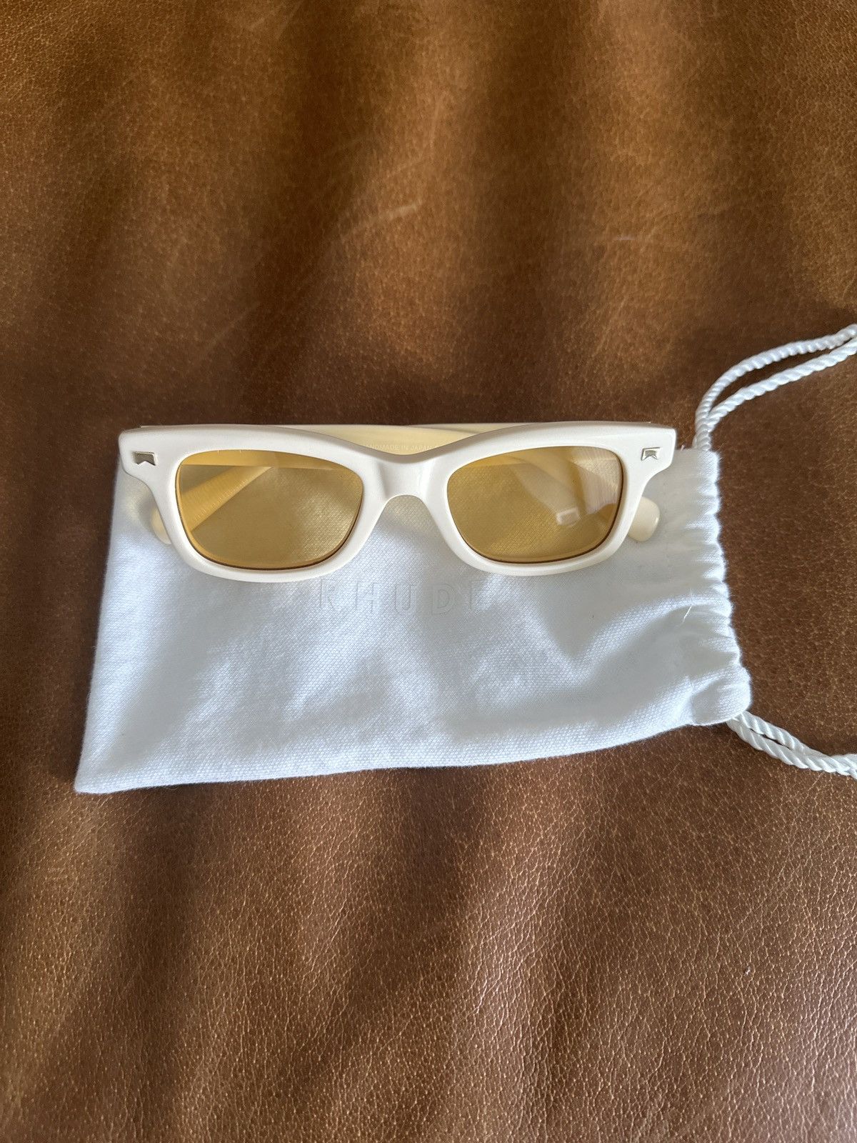 Rhude Gold Rimless New Money Sunglasses Rhude New Money Sunglasses in Gold with Rose Lens main image 4