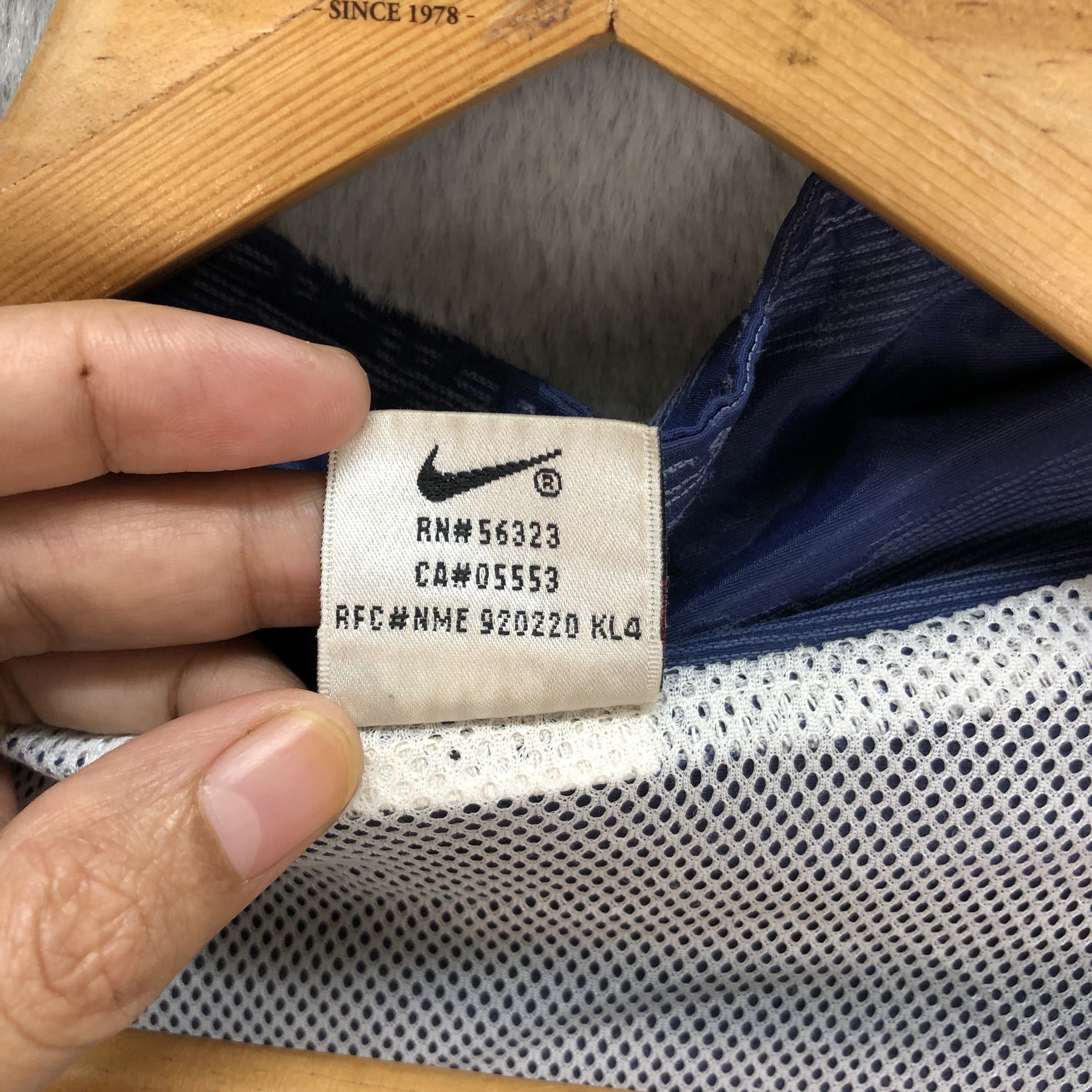 Nike TRASHED🔥 NIKE COURT JACKET #5217-180 Size US M / EU 48-50 / 2 - 16 Thumbnail