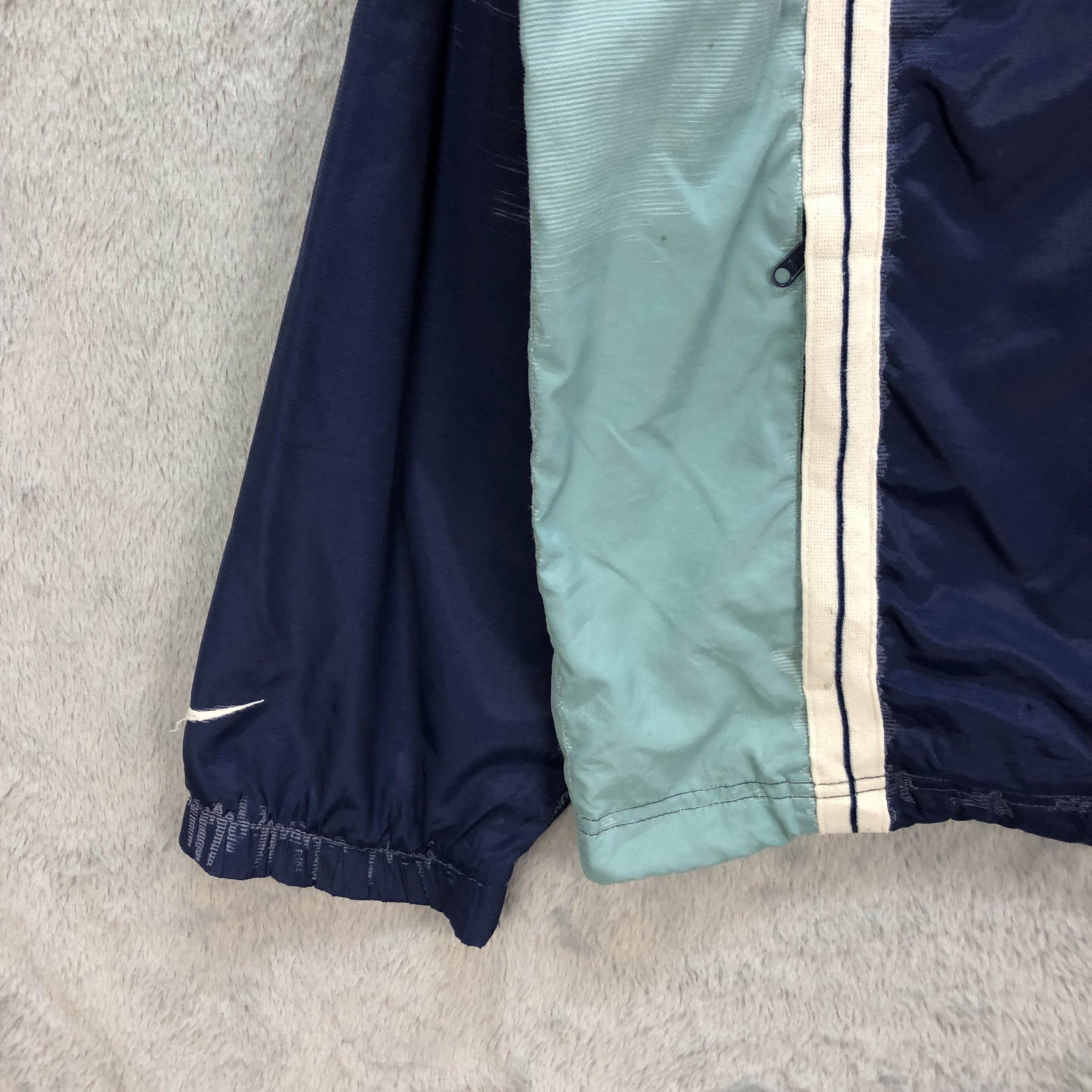 Nike TRASHED🔥 NIKE COURT JACKET #5217-180 Size US M / EU 48-50 / 2 - 7 Thumbnail