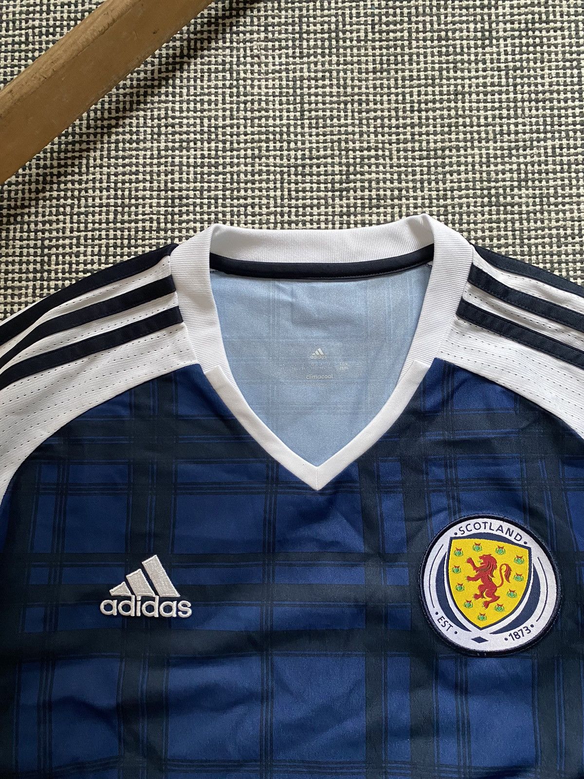 Adidas × Vintage Vintage adidas soccer jersey Scotland Size US M / EU 48-50 / 2 - 4 Thumbnail