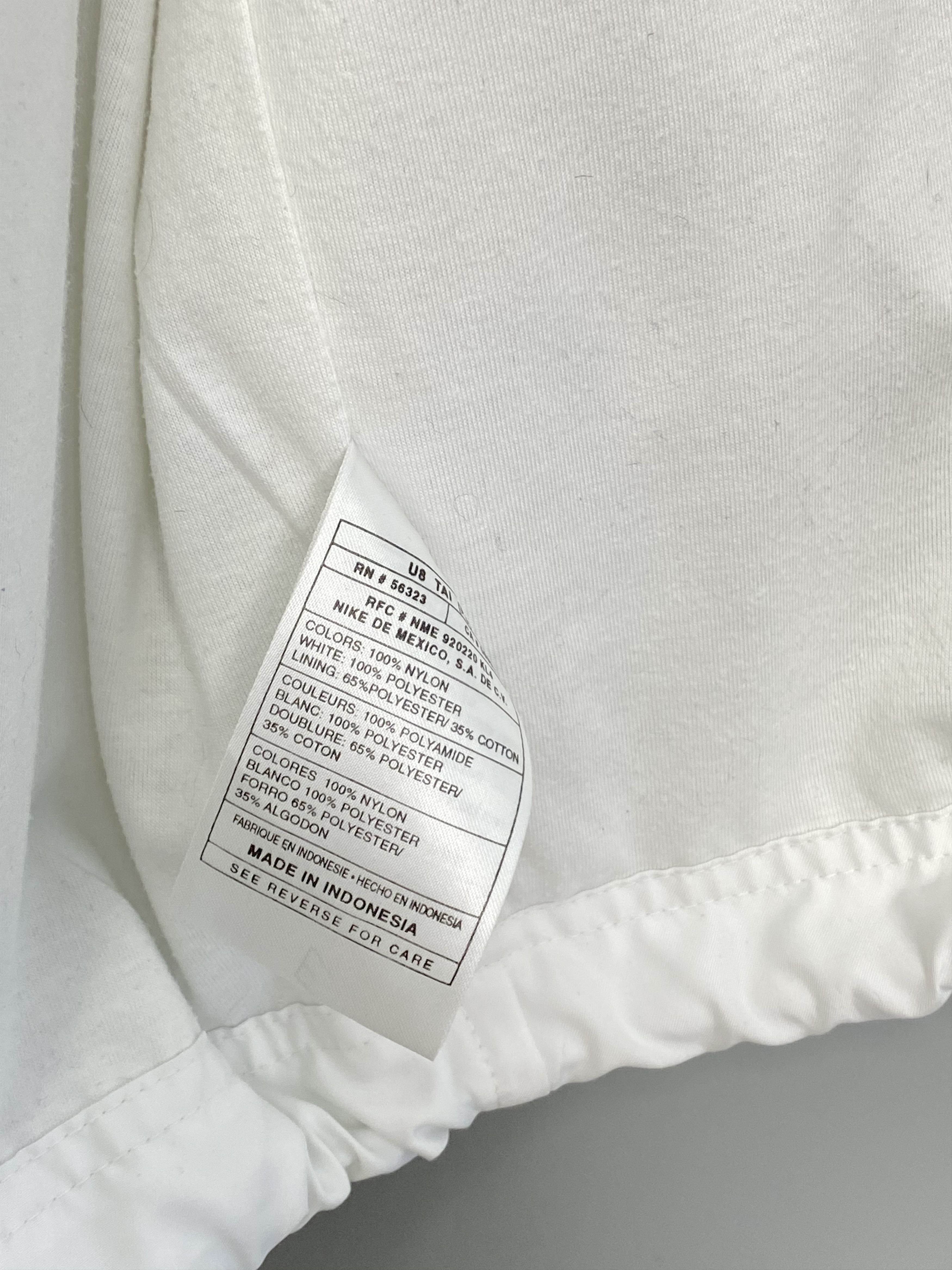Nike Vintage 90s Nike Court White Vest Size US M / EU 48-50 / 2 - 9 Thumbnail