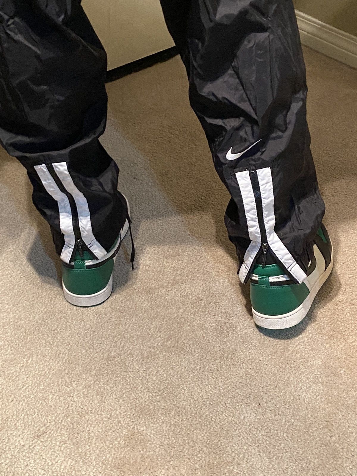 Nike × Vintage Vintage Nike Trackpants Size US 34 / EU 50 - 1 Thumbnail