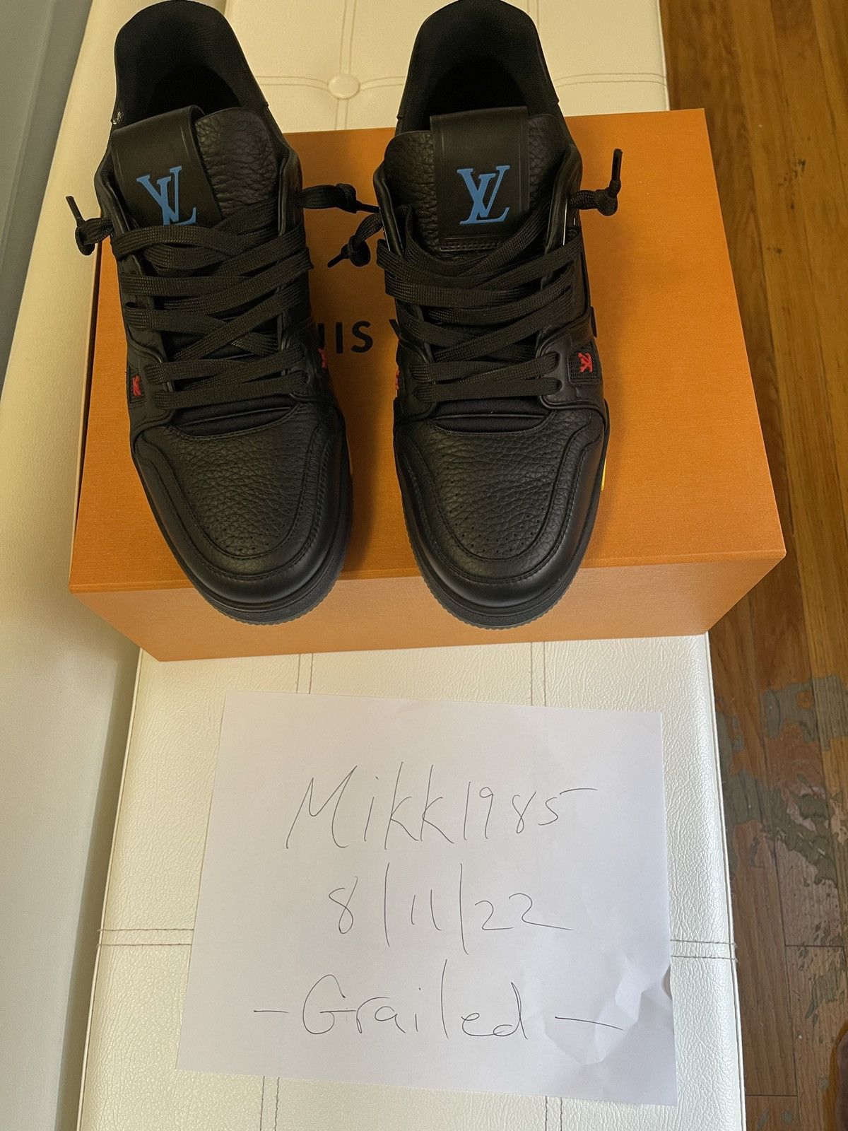 Louis Vuitton Louis Vuitton Trainer Black Signature Size US 8.5 / EU 41-42 - 1 Thumbnail