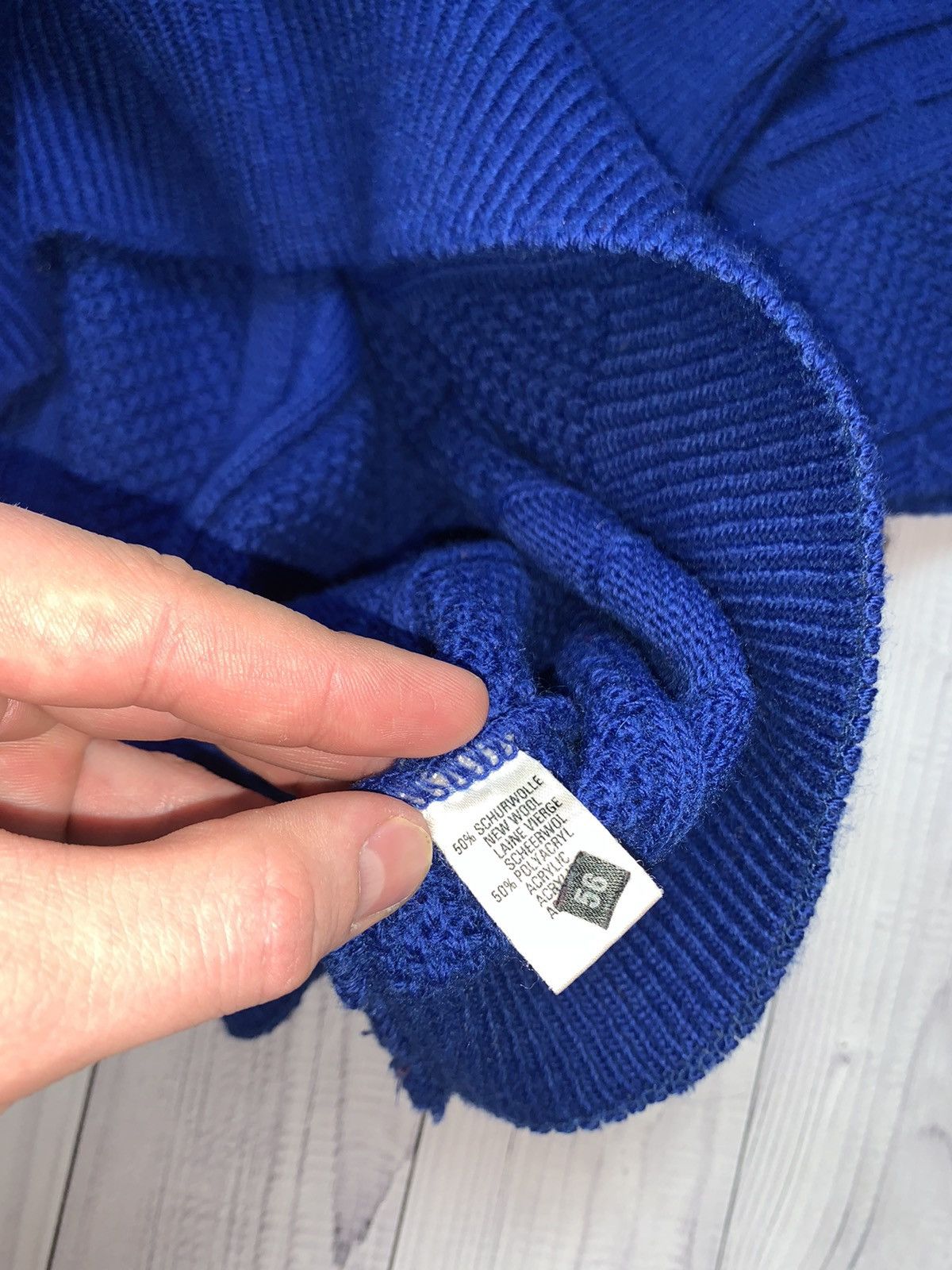 Hugo Boss × Vintage Vintage Hugo Boss Sport sweater Size L/XL sweatshirt Size US XL / EU 56 / 4 - 4 Thumbnail
