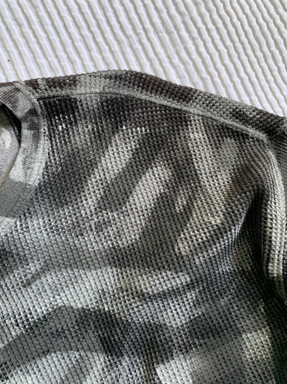 Handmade Tigerstripe Hand Camo Painted Black Thermal Size US XL / EU 56 / 4 - 7 Thumbnail