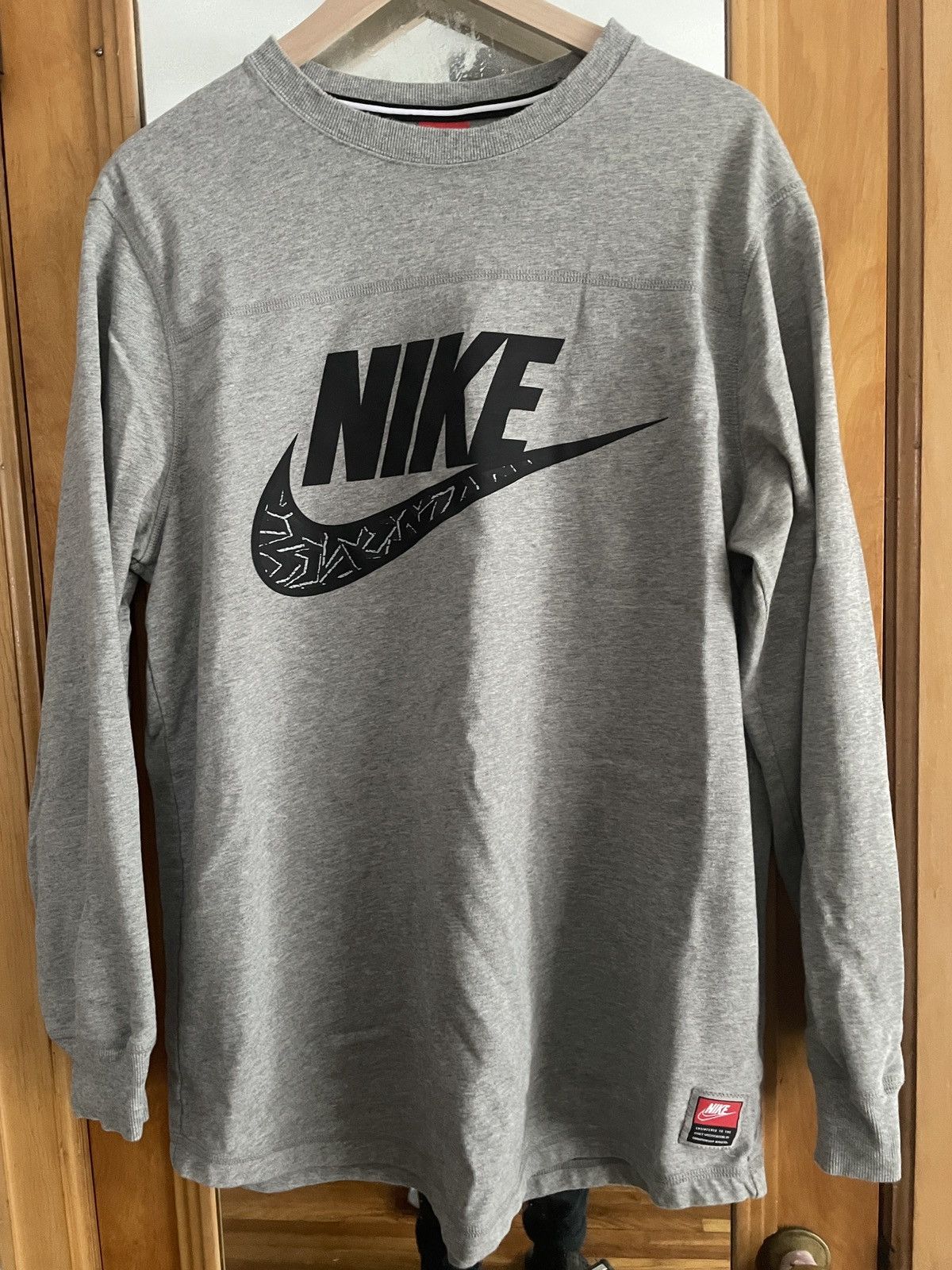 Nike Vintage Centered Nike Swoosh Tee | Grailed