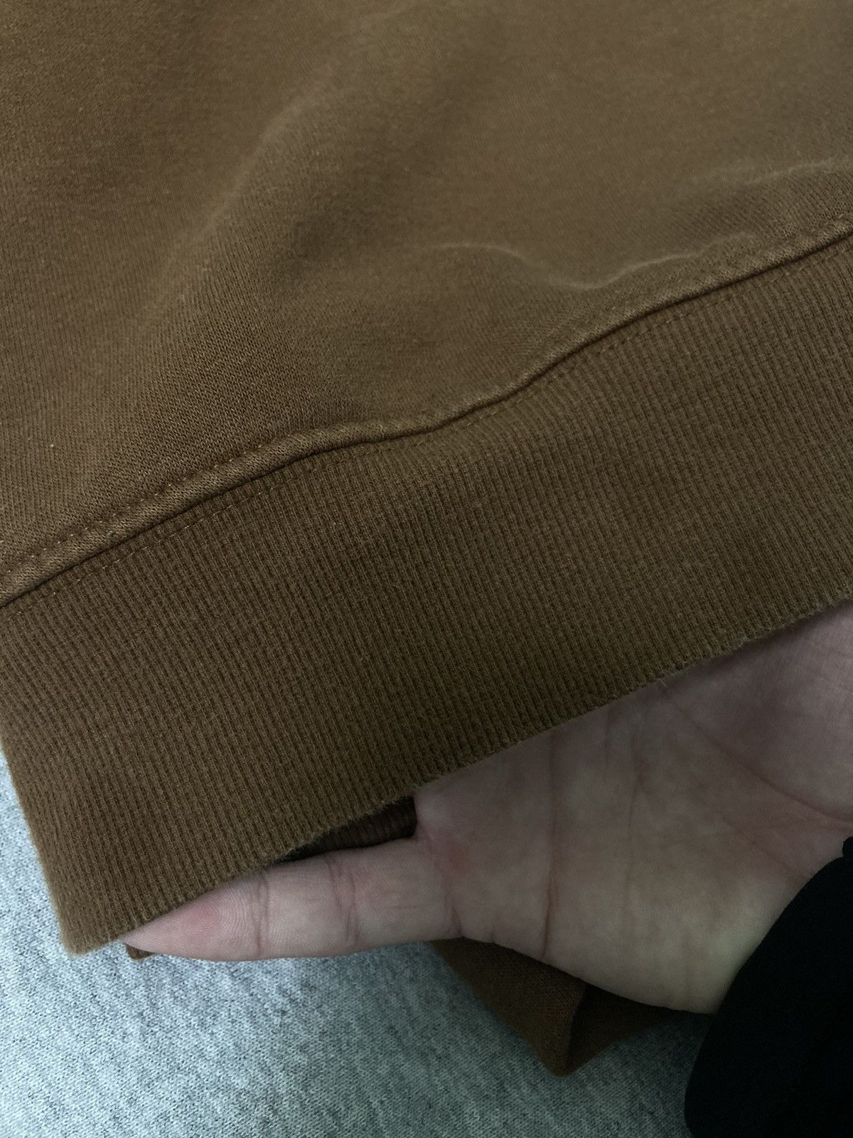 Nike nike vintage sweatshirt brown beige center logo custom made Size US L / EU 52-54 / 3 - 6 Preview