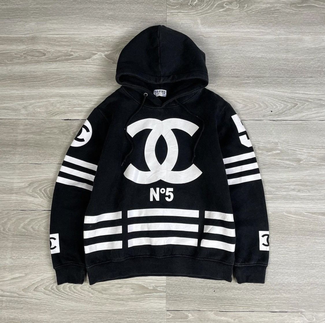 Chanel no hot sale 5 hoodie