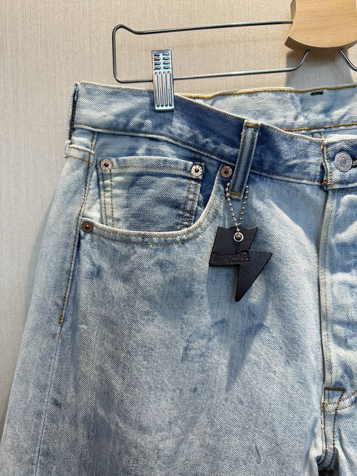 Hollywood Trading Company HTC IrregulaR HUMBLE Hand Bleached Vintage Levi’s Jeans Size US 34 / EU 50 - 2 Thumbnail