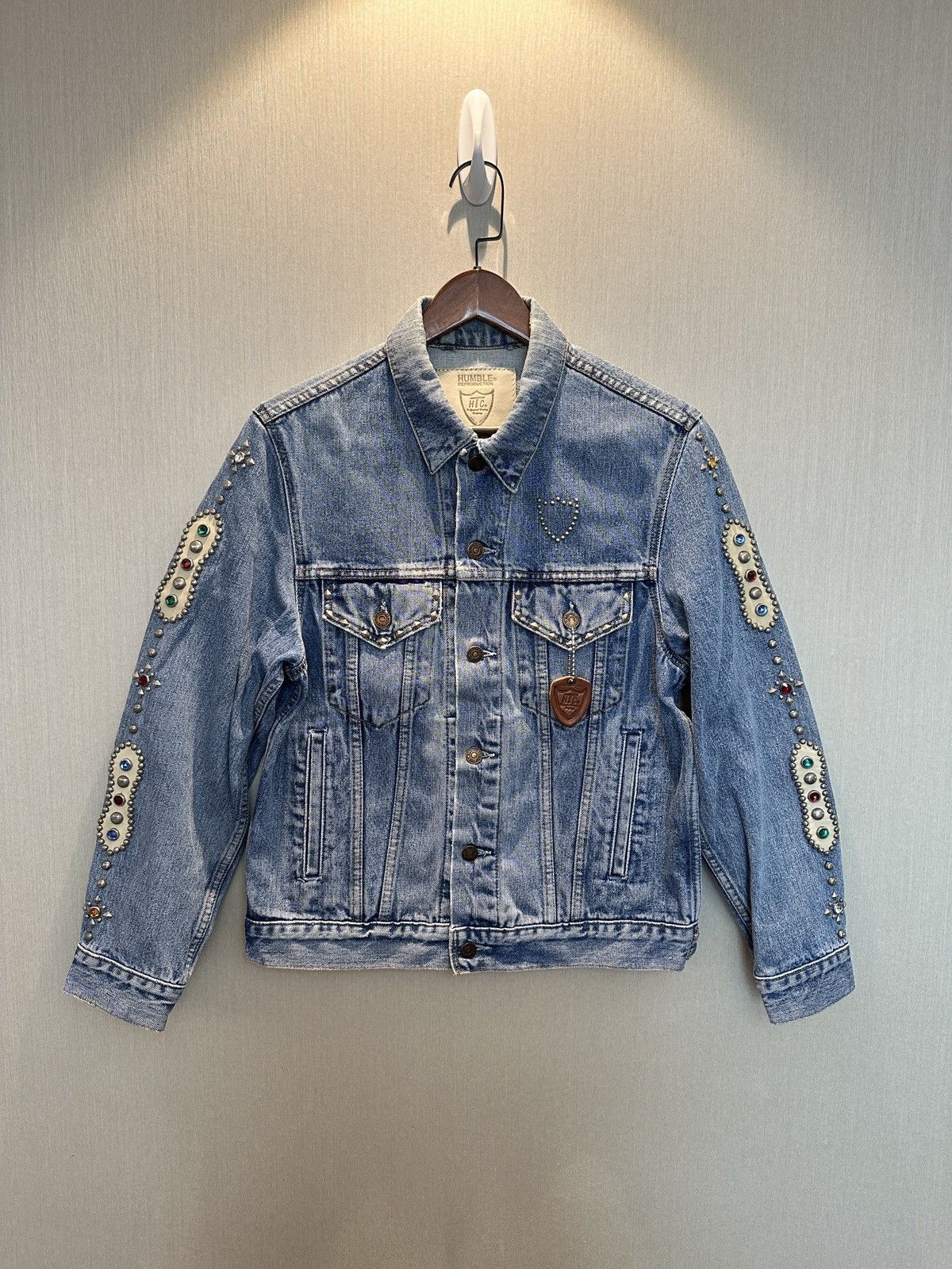 Hollywood Trading Company HTC IrregulaR HUMBLE Gemstone Studded Vintage Levi’s Jacket Size US S / EU 44-46 / 1 - 1 Thumbnail