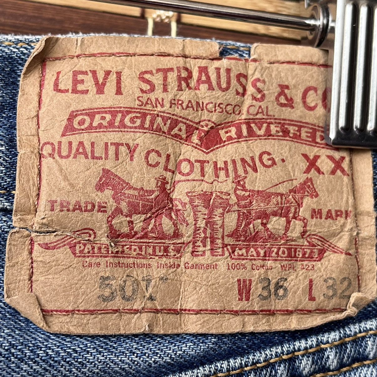 Levi's Levis 501 Straight Cut Button Fly Original Denim Jeans Size US 36 / EU 52 - 21 Thumbnail