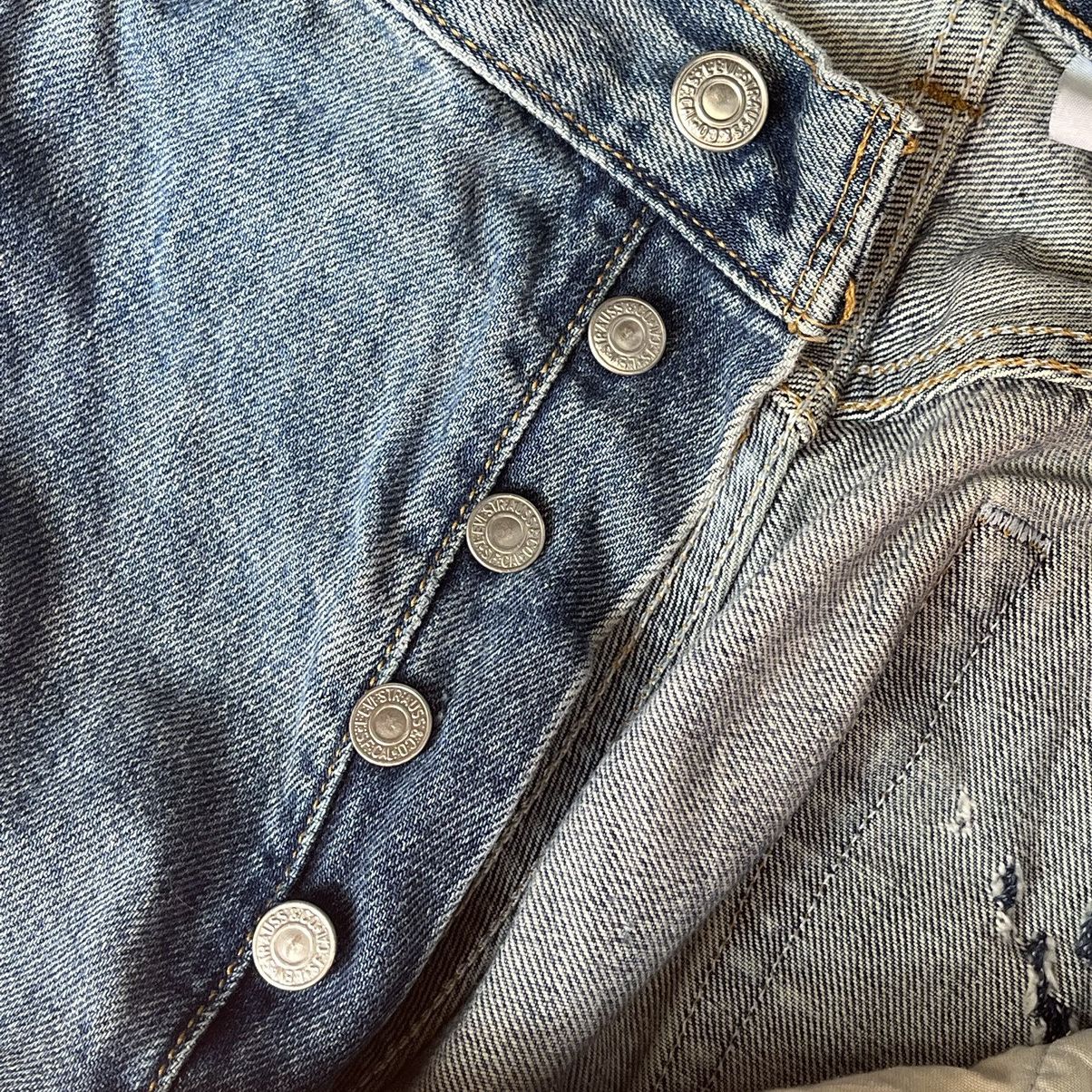 Levi's Levis 501 Straight Cut Button Fly Original Denim Jeans Size US 36 / EU 52 - 14 Thumbnail
