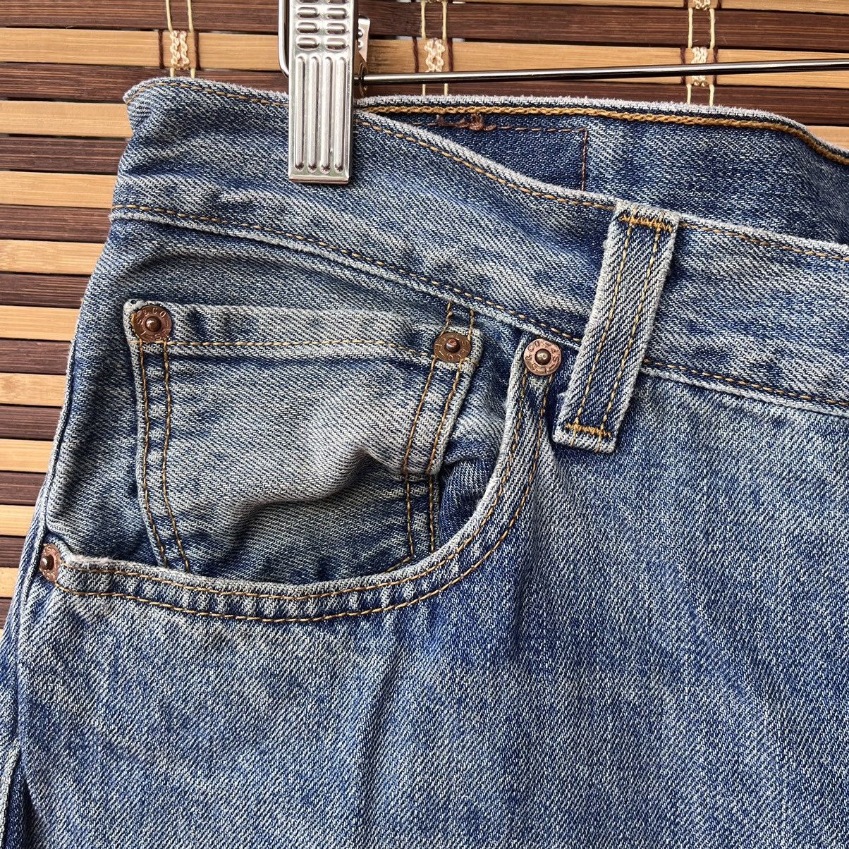 Levi's Levis 501 Straight Cut Button Fly Original Denim Jeans Size US 36 / EU 52 - 8 Thumbnail