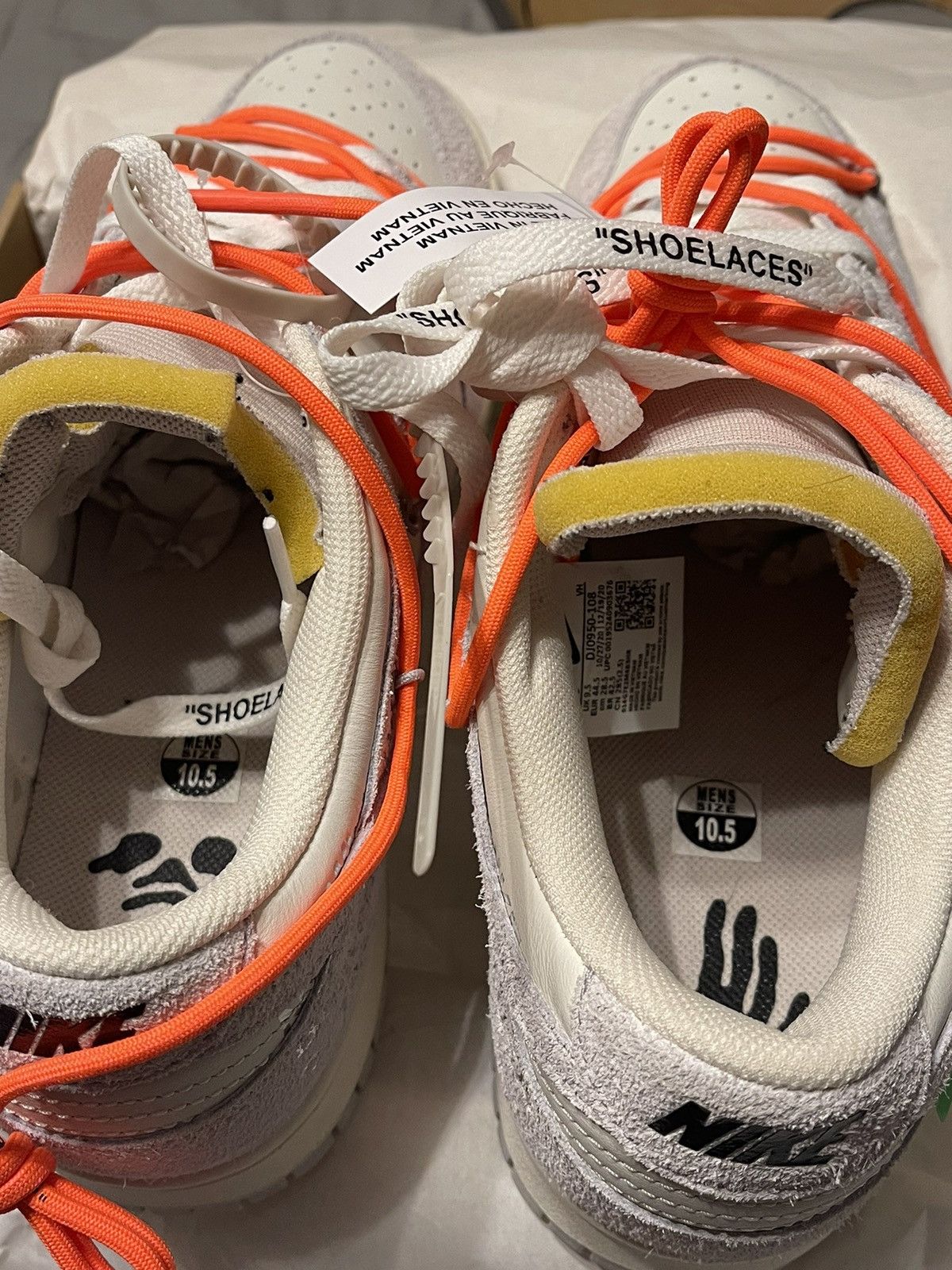 Off-White X Nike Dunks Lot 11