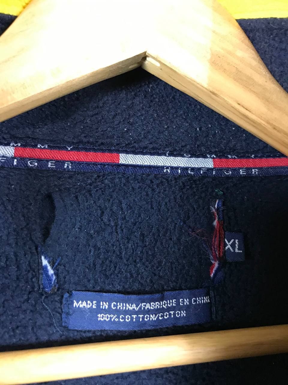 Tommy Hilfiger × Vintage Tommy Hilfiger vintage luxury streetwear fleece sweatshirt Size US XL / EU 56 / 4 - 8 Thumbnail