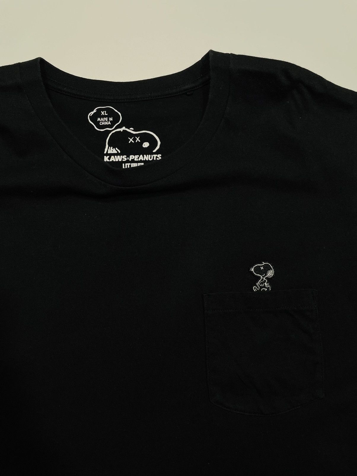 Kaws Vintage Kaws Peanuts shirt Black like new japan streetwear Size US L / EU 52-54 / 3 - 1 Thumbnail