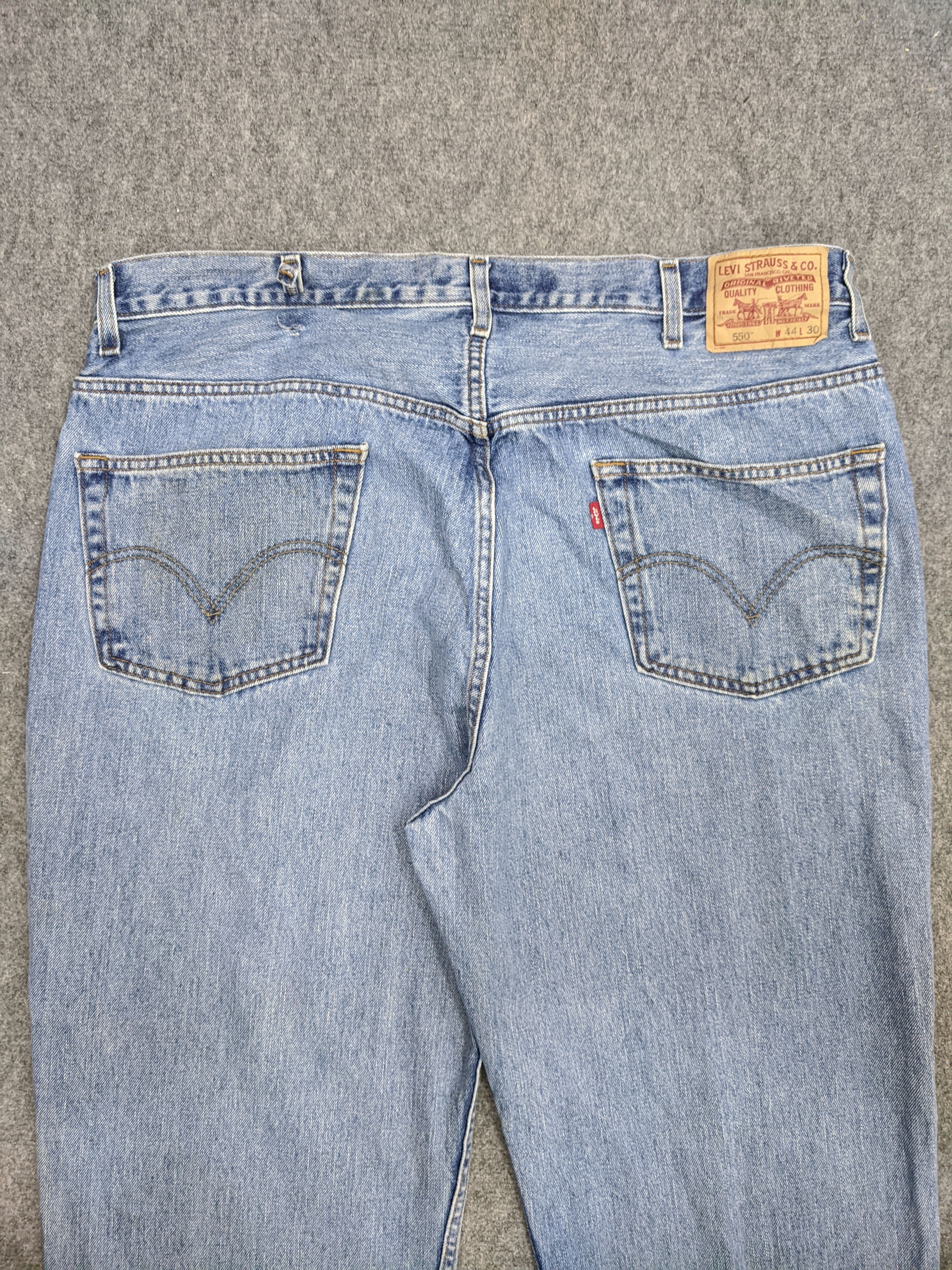 Levi's Vintage Levis 550 Lightwash Jeans DP0846 Size US 41 - 4 Thumbnail