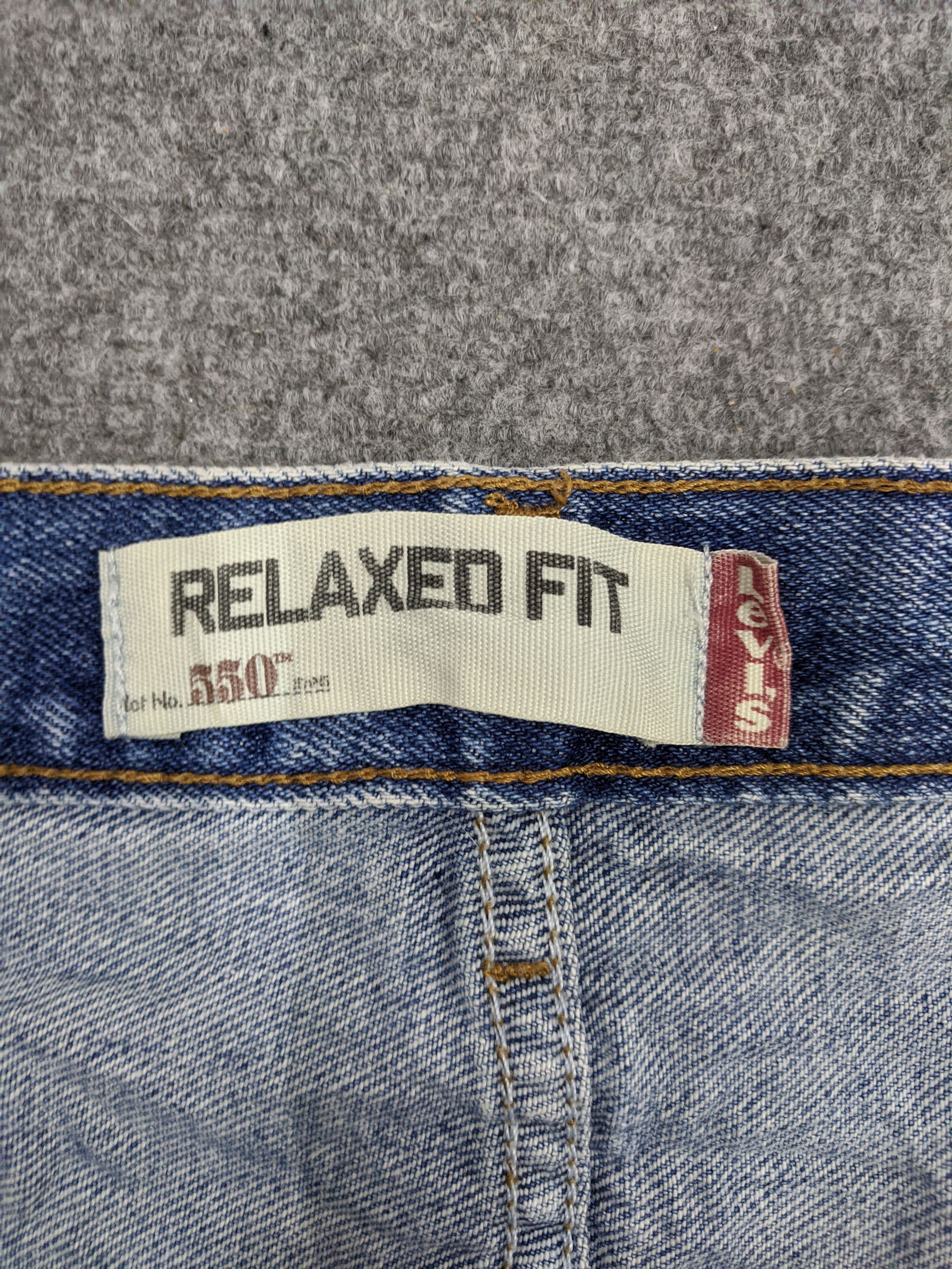 Levi's Vintage Levis 550 Lightwash Jeans DP0846 Size US 41 - 9 Thumbnail