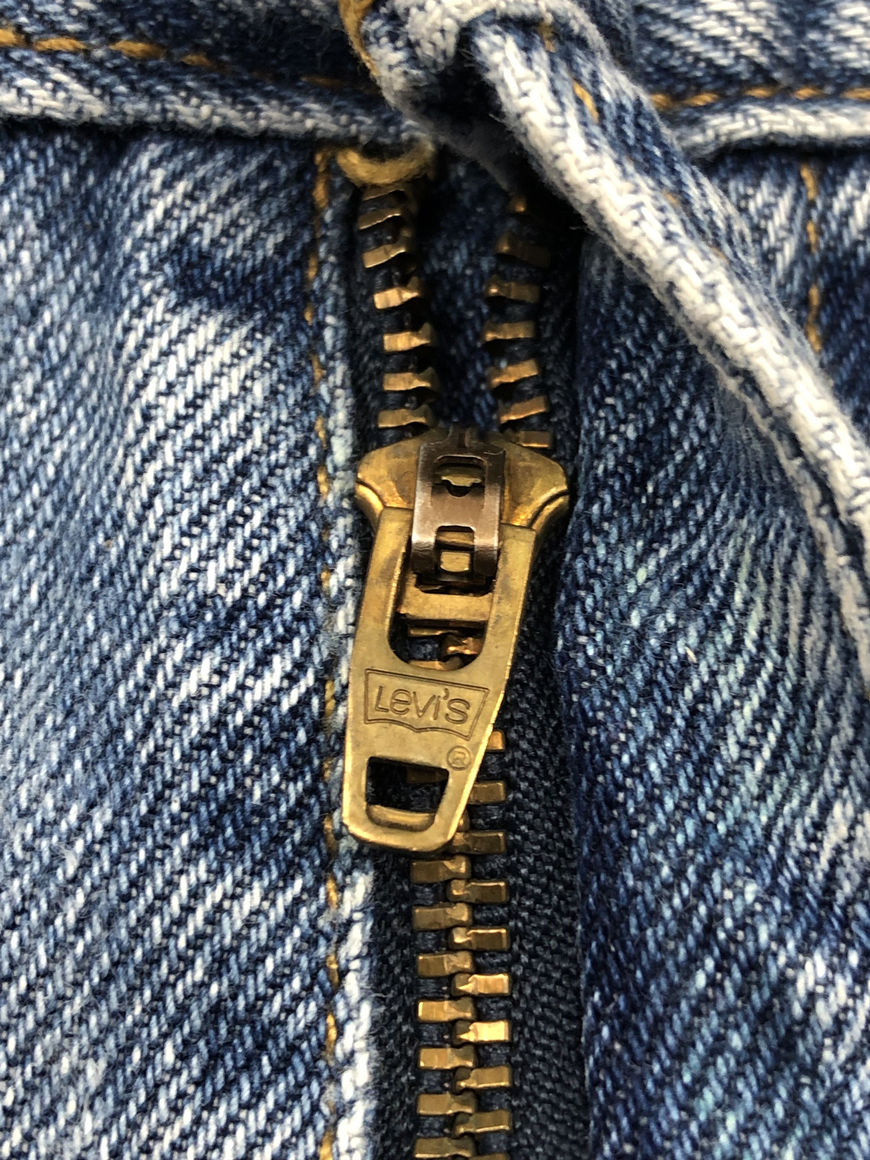 Levi's Vintage Levis 550 Light Wash Jeans DP1640 Size US 44 / EU 60 - 12 Thumbnail