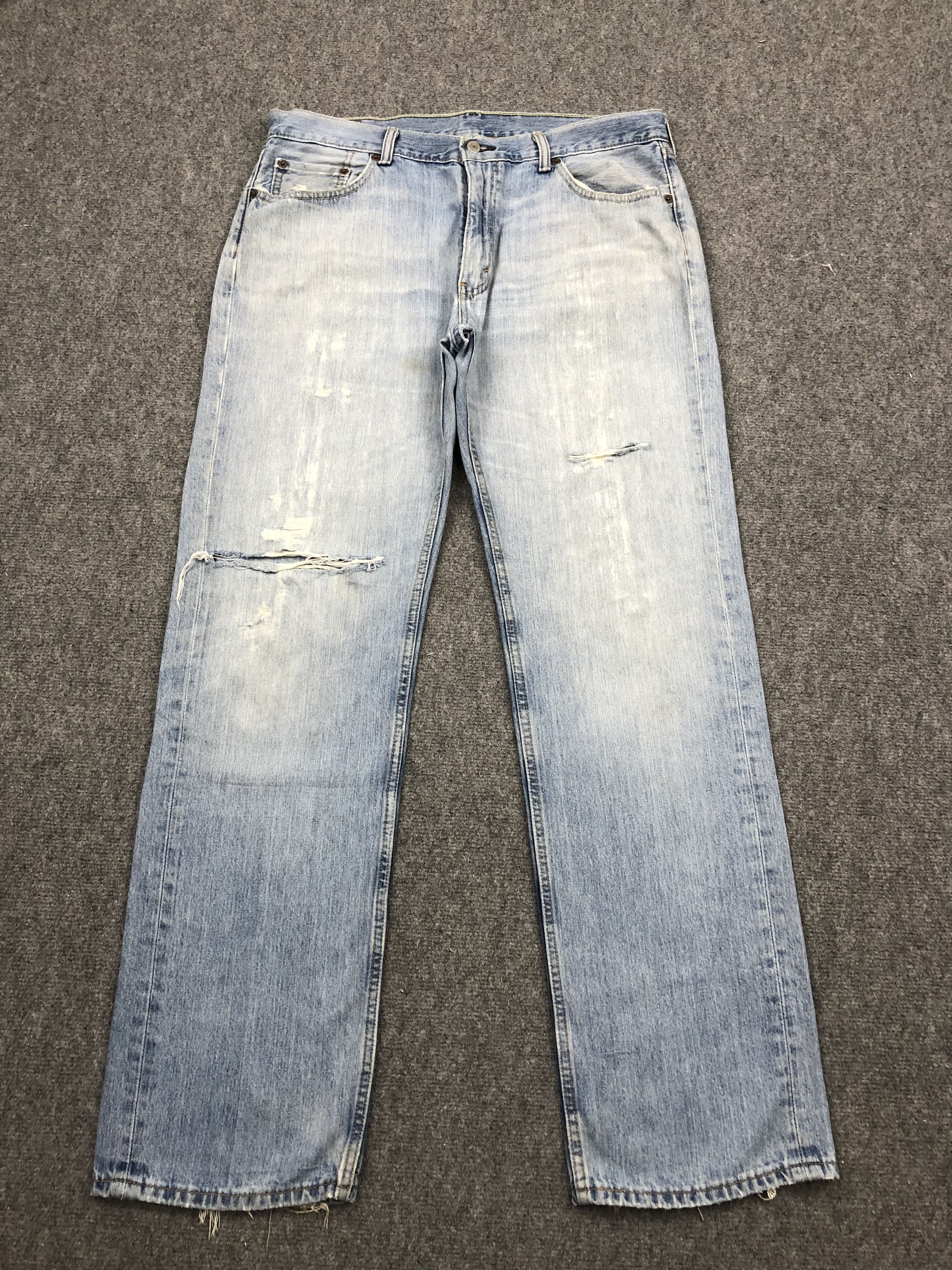 Levi's Vintage Levis 559 Light Wash Jeans DP1637 Size US 37 - 1 Thumbnail
