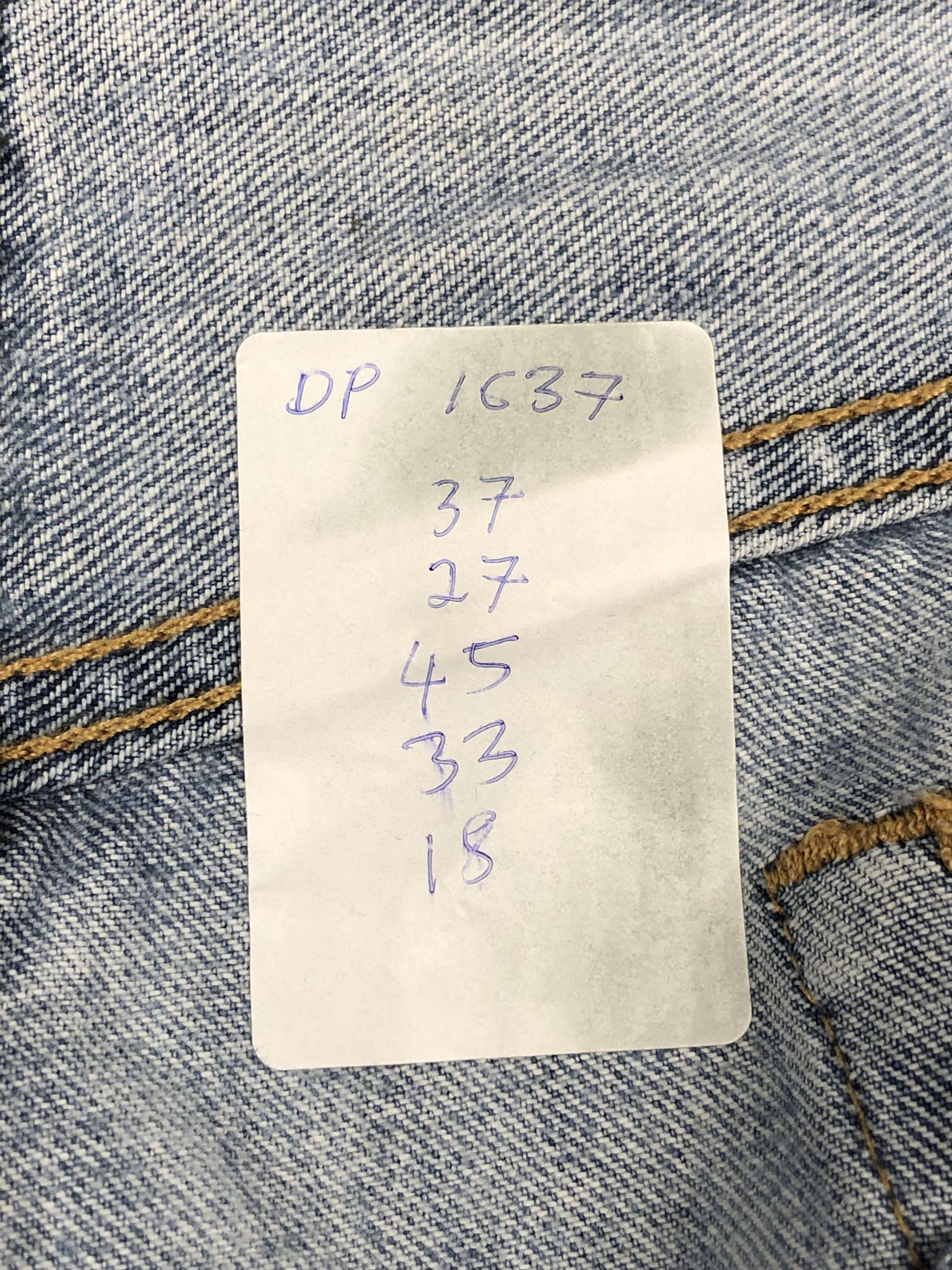 Levi's Vintage Levis 559 Light Wash Jeans DP1637 Size US 37 - 13 Thumbnail