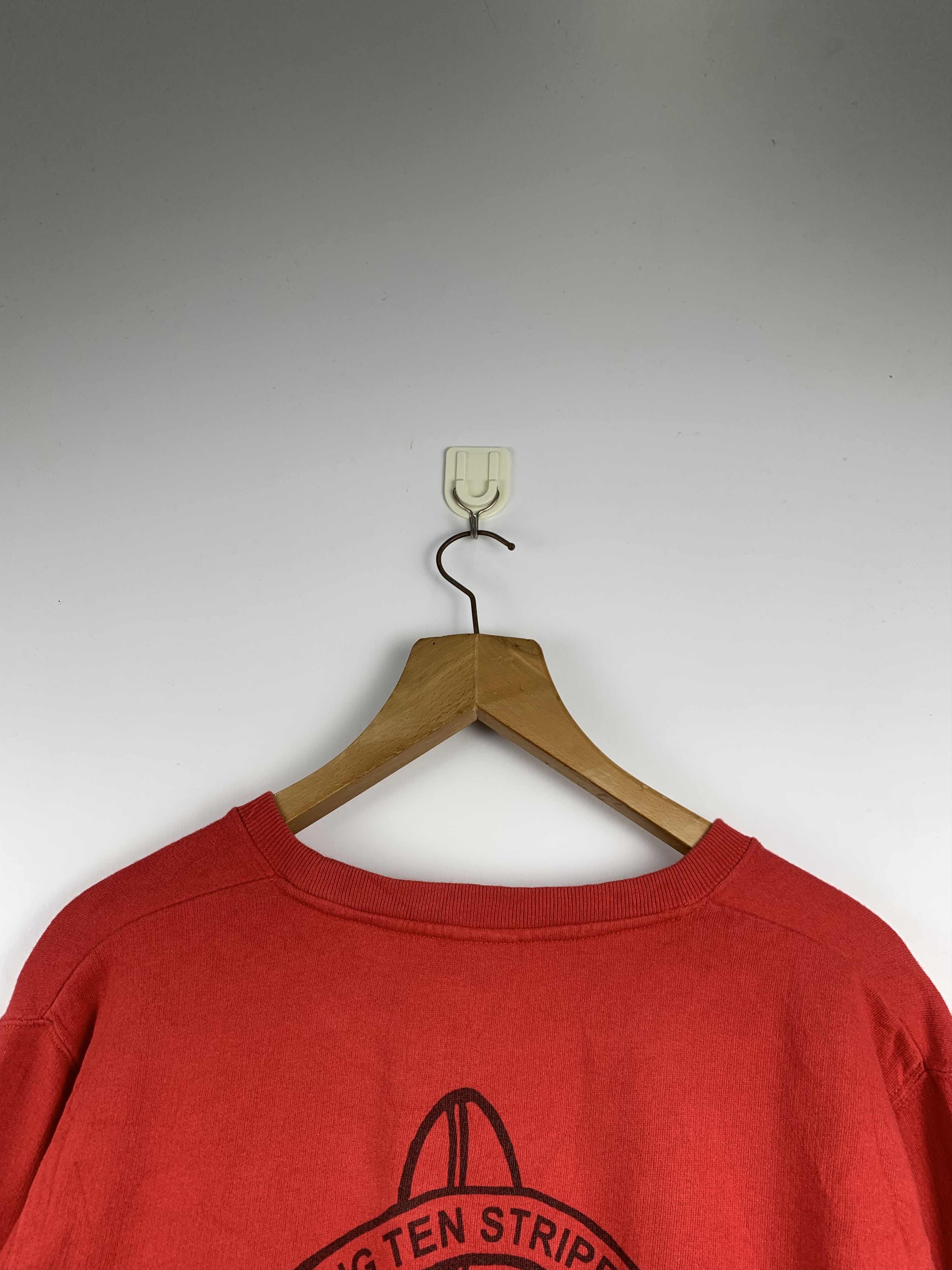Hang Ten Vintage Hang Ten Pullover Crewneck Sweatshirt J1113 Size US M / EU 48-50 / 2 - 12 Thumbnail