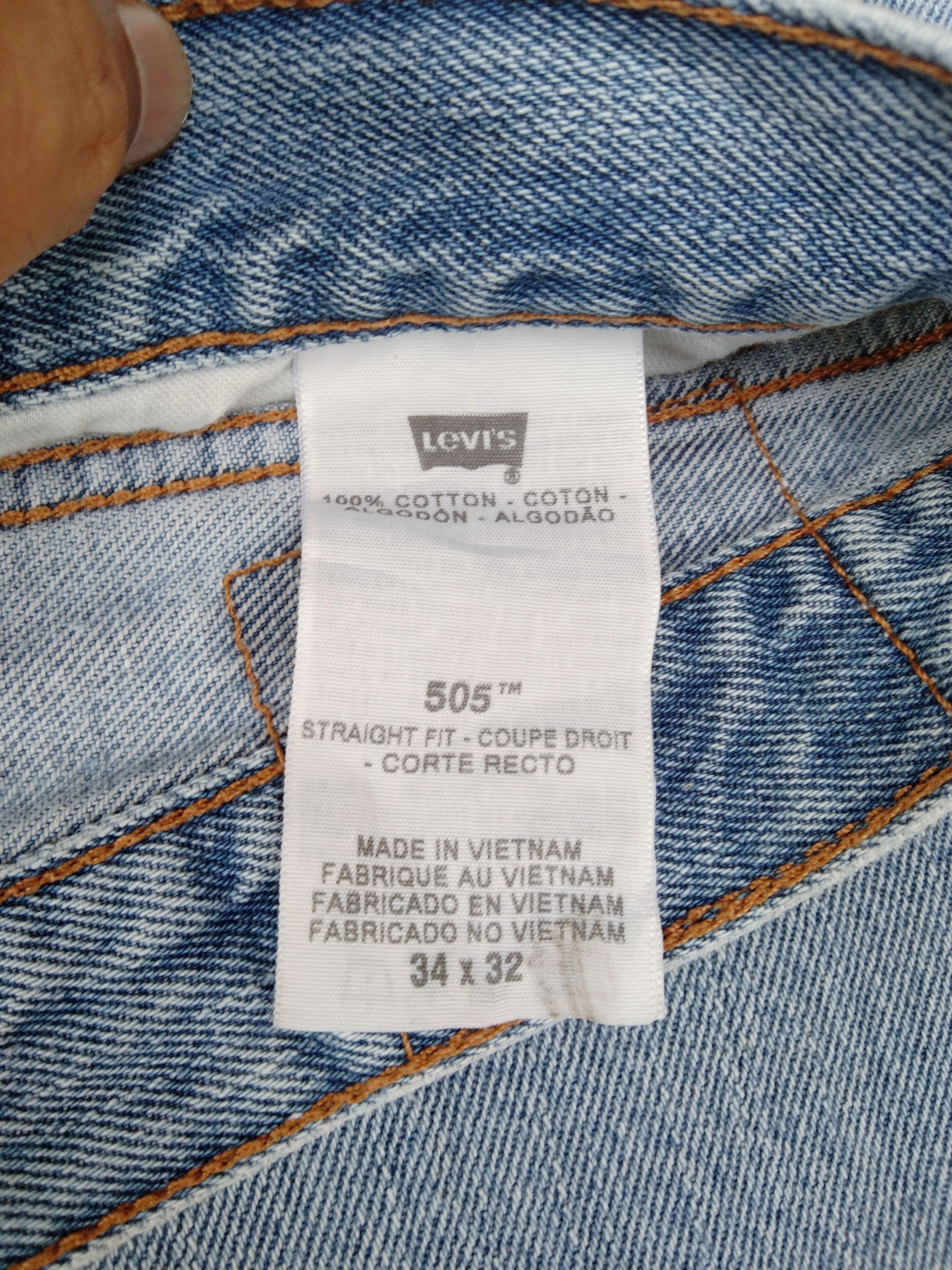 Jean × Levi's × Vintage Vintage Levis Jeans 505 Light Wash Distressed Denim 34x32 Size US 34 / EU 50 - 7 Thumbnail