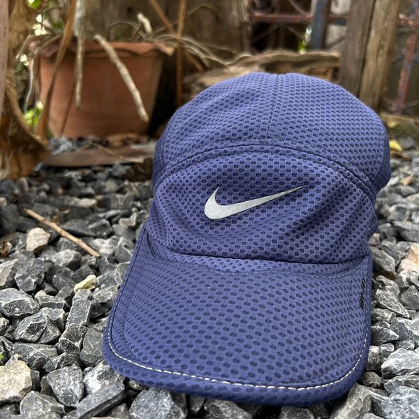 Nike Vintage Nike Daybreak Dri-Fit Reflex 3M Running 5 Panel Cap | Grailed