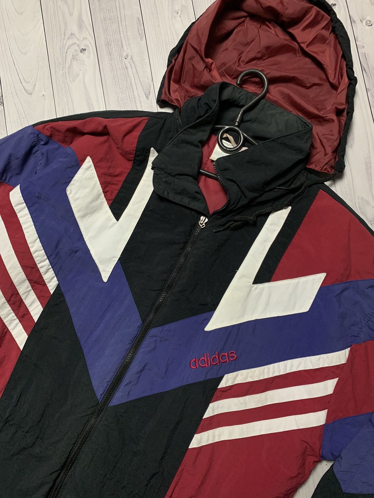 Adidas × Vintage Vintage adidas jacket parka size M striped Size US M / EU 48-50 / 2 - 4 Thumbnail